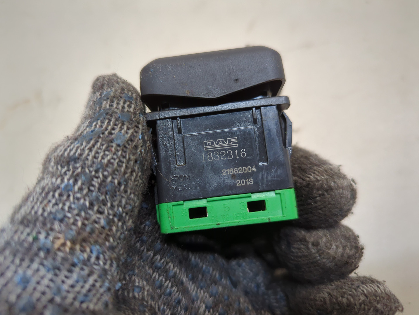 Кнопка блокировки дифференциала