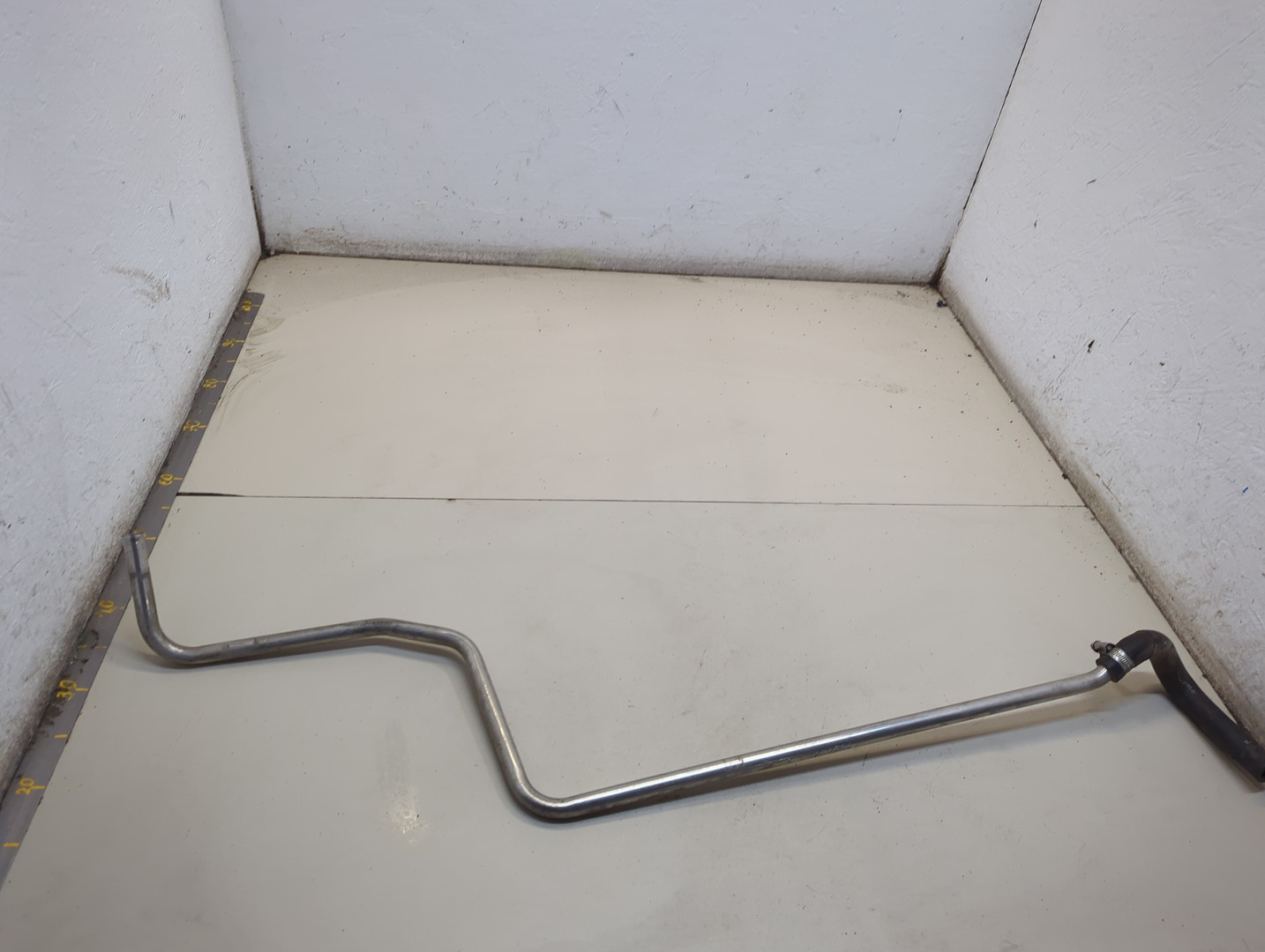 Трубка системы охлаждения