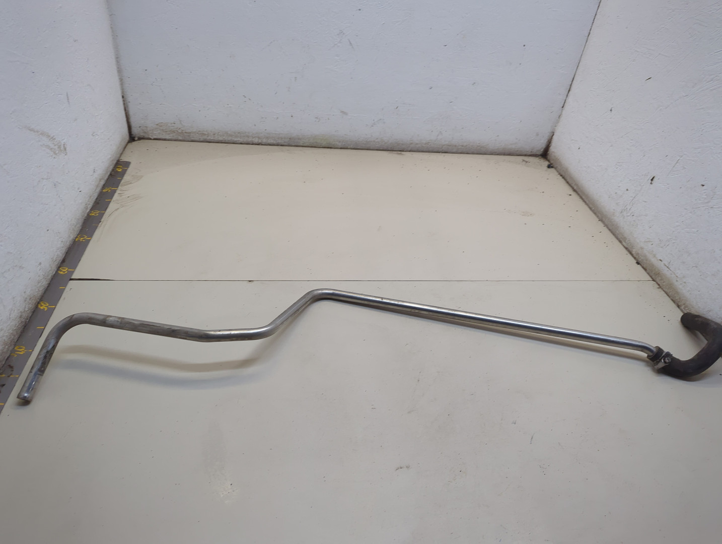 Трубка системы охлаждения