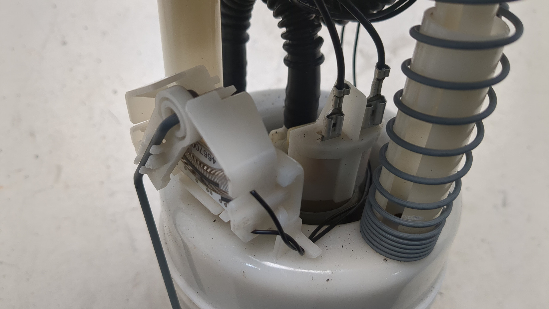 Насос топливный электрический