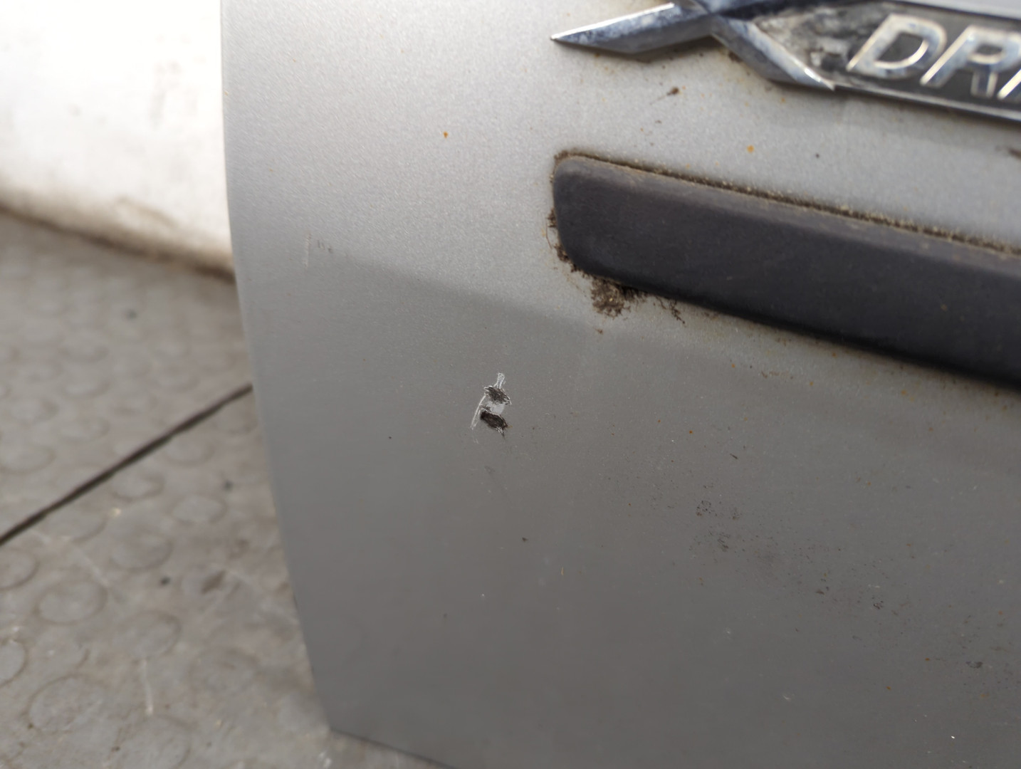 Дверь передняя левая