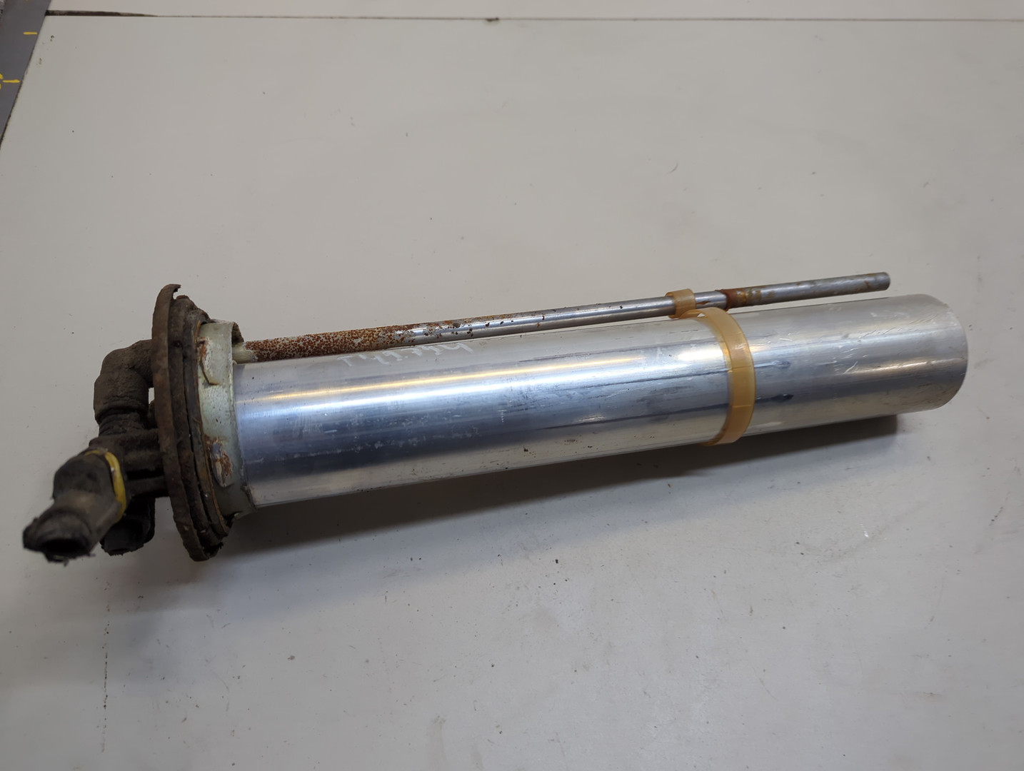 Датчик уровня топлива