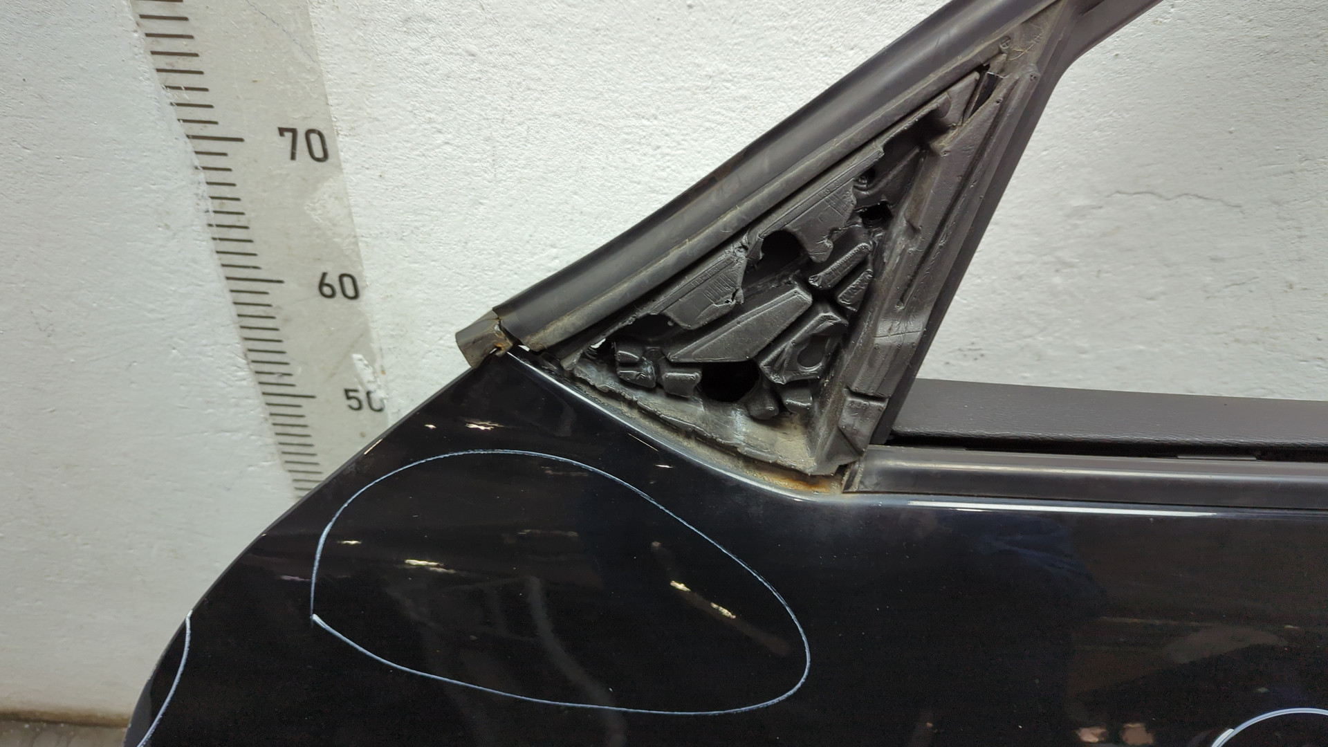 Дверь передняя левая