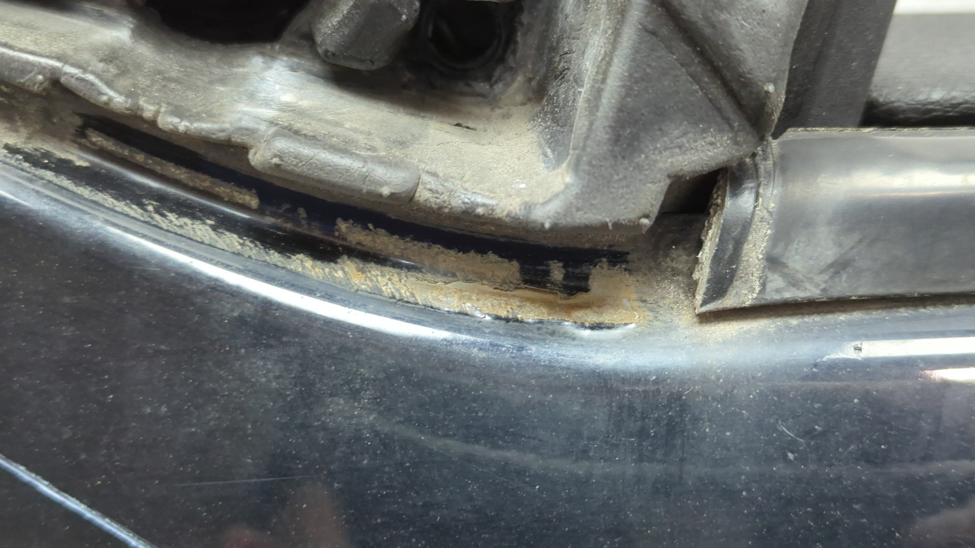 Дверь передняя левая