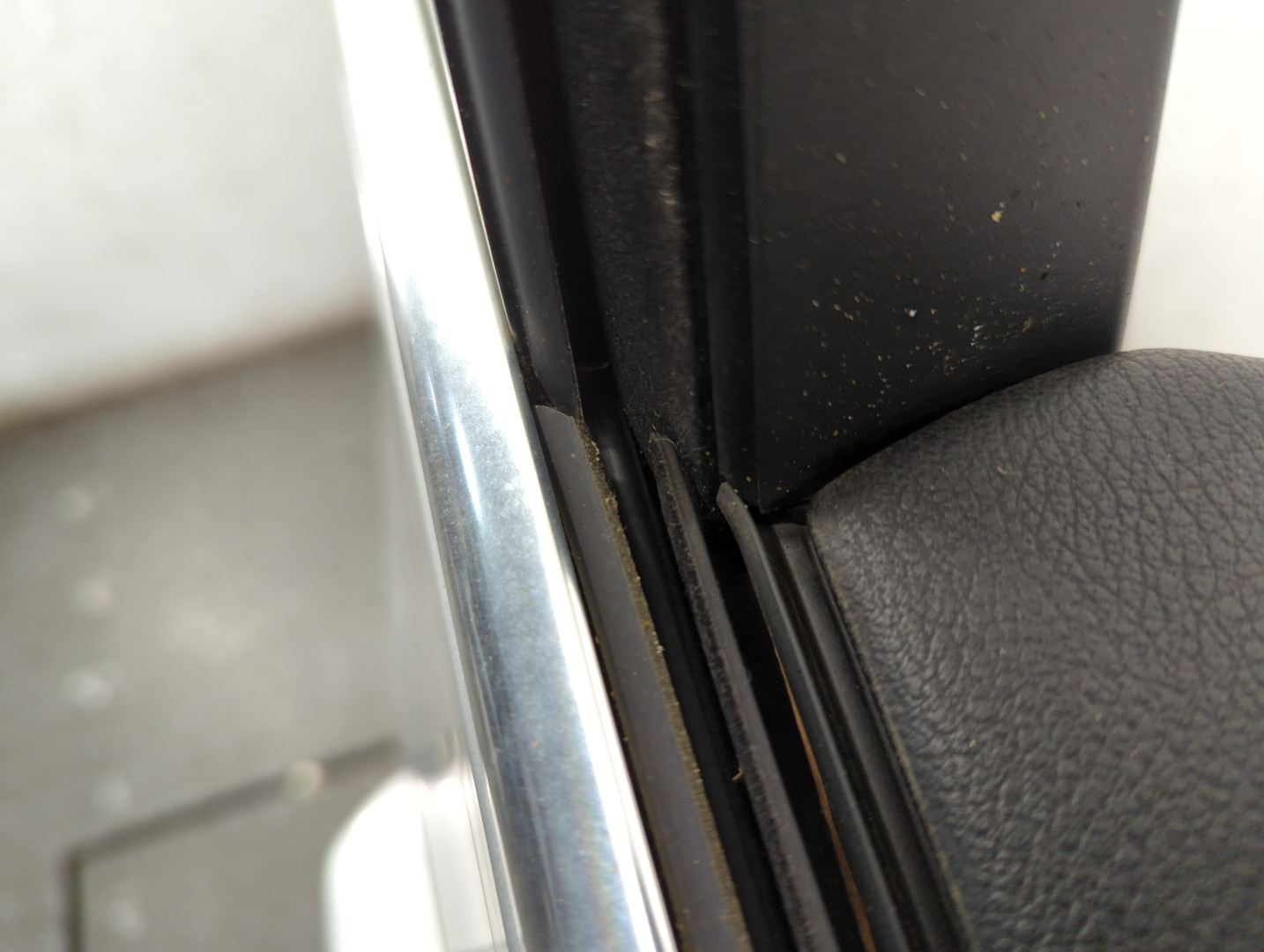 Дверь передняя правая