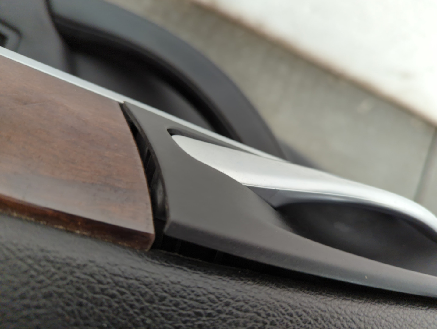 Дверь передняя правая