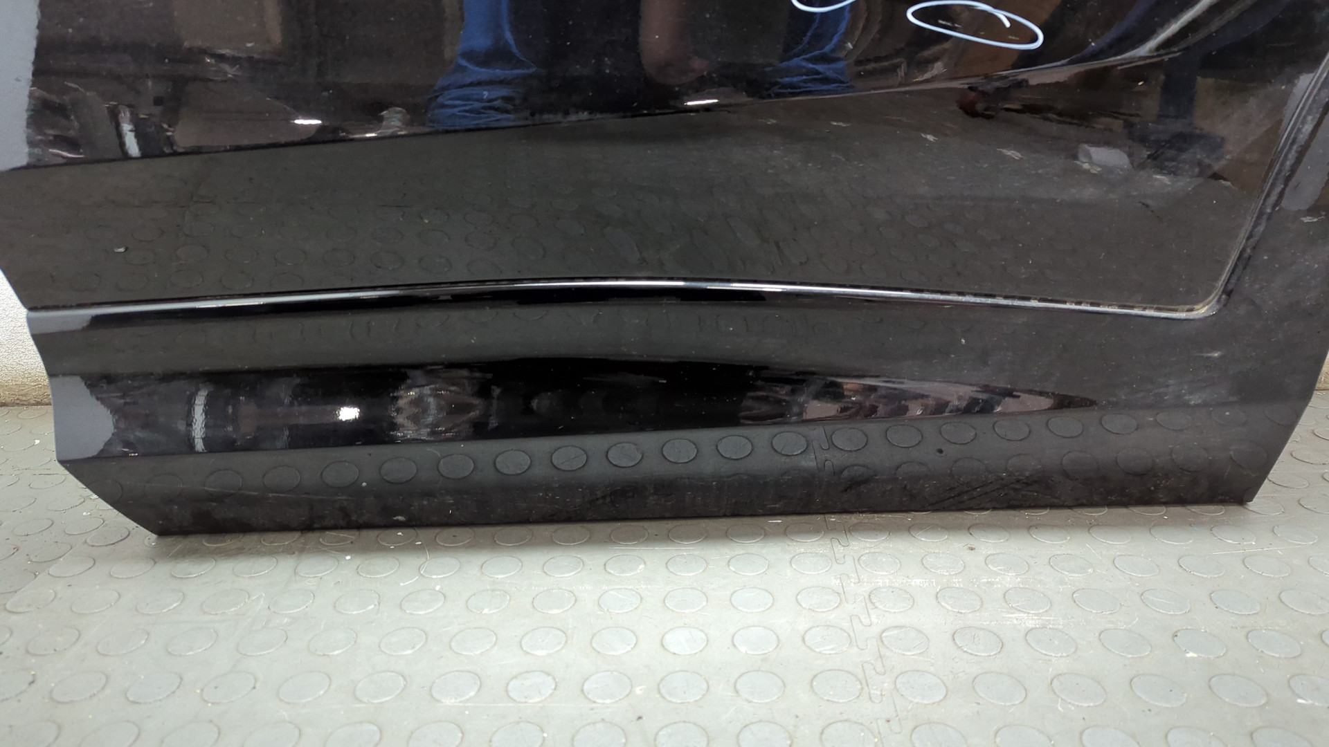 Дверь задняя левая