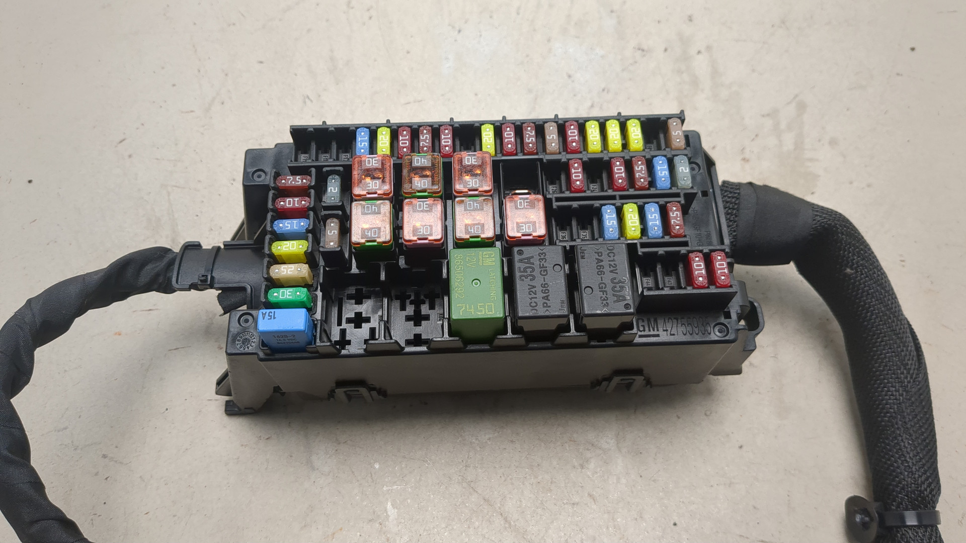 Блок предохранителей