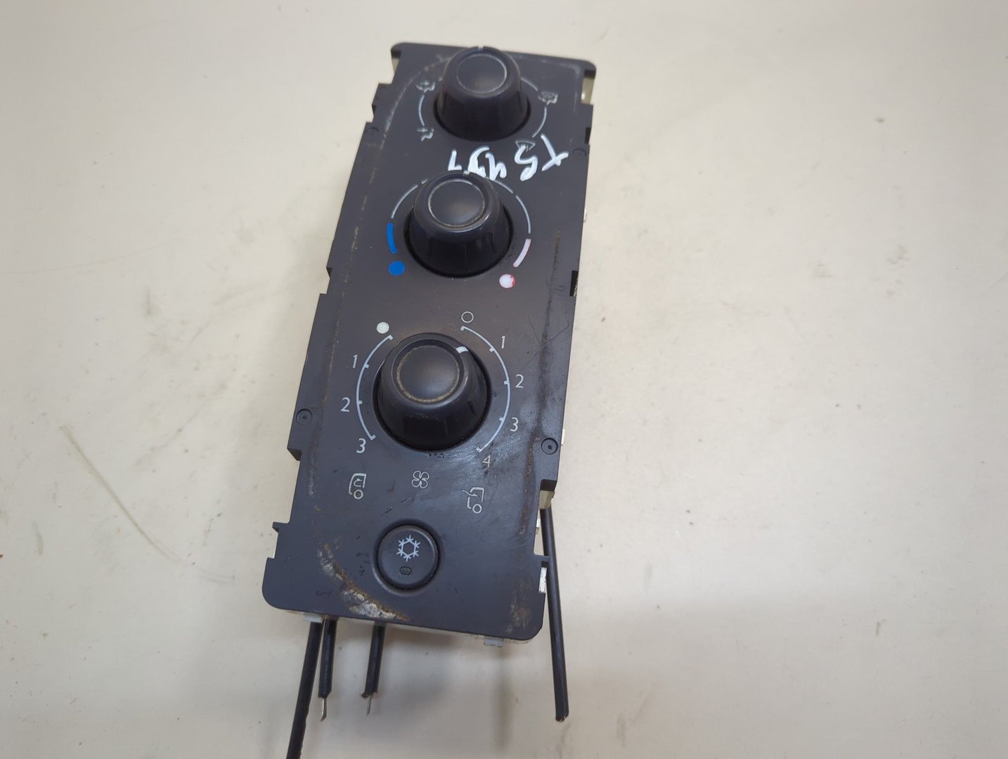 Переключатель отопителя