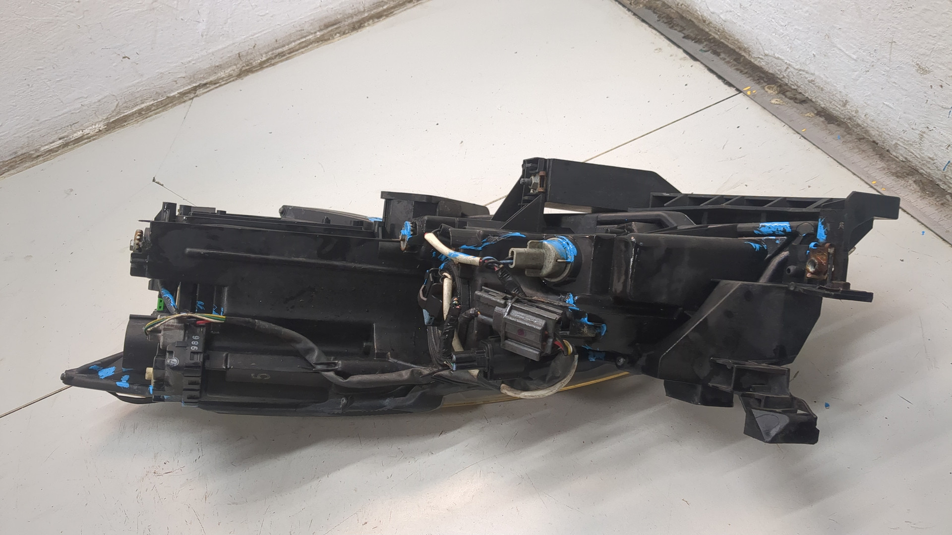 Фара правая