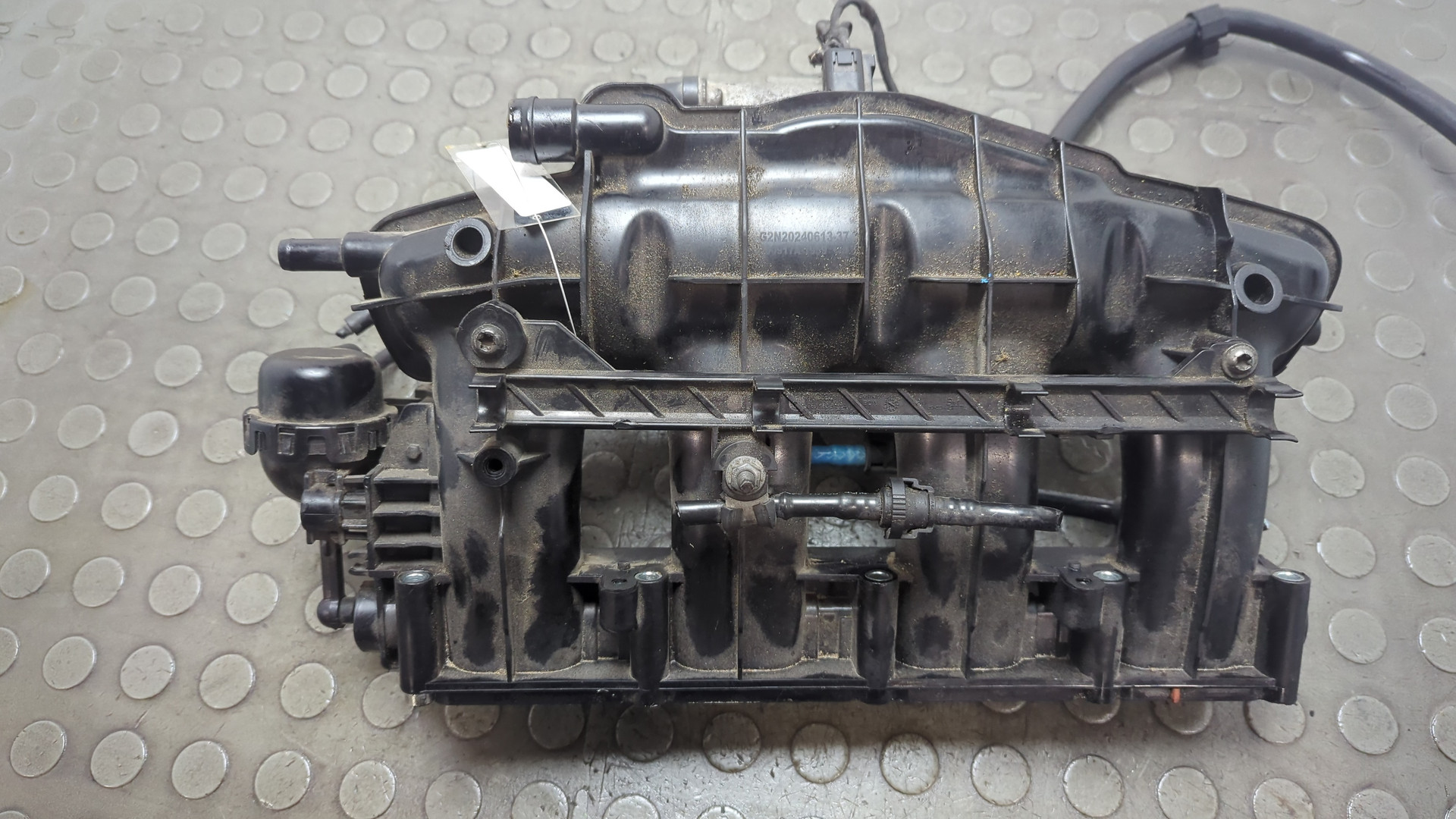 Коллектор впускной