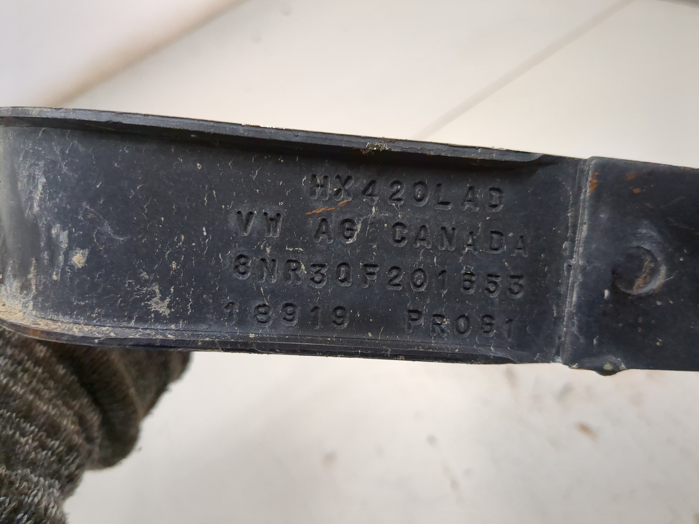 Лента крепления бензобака