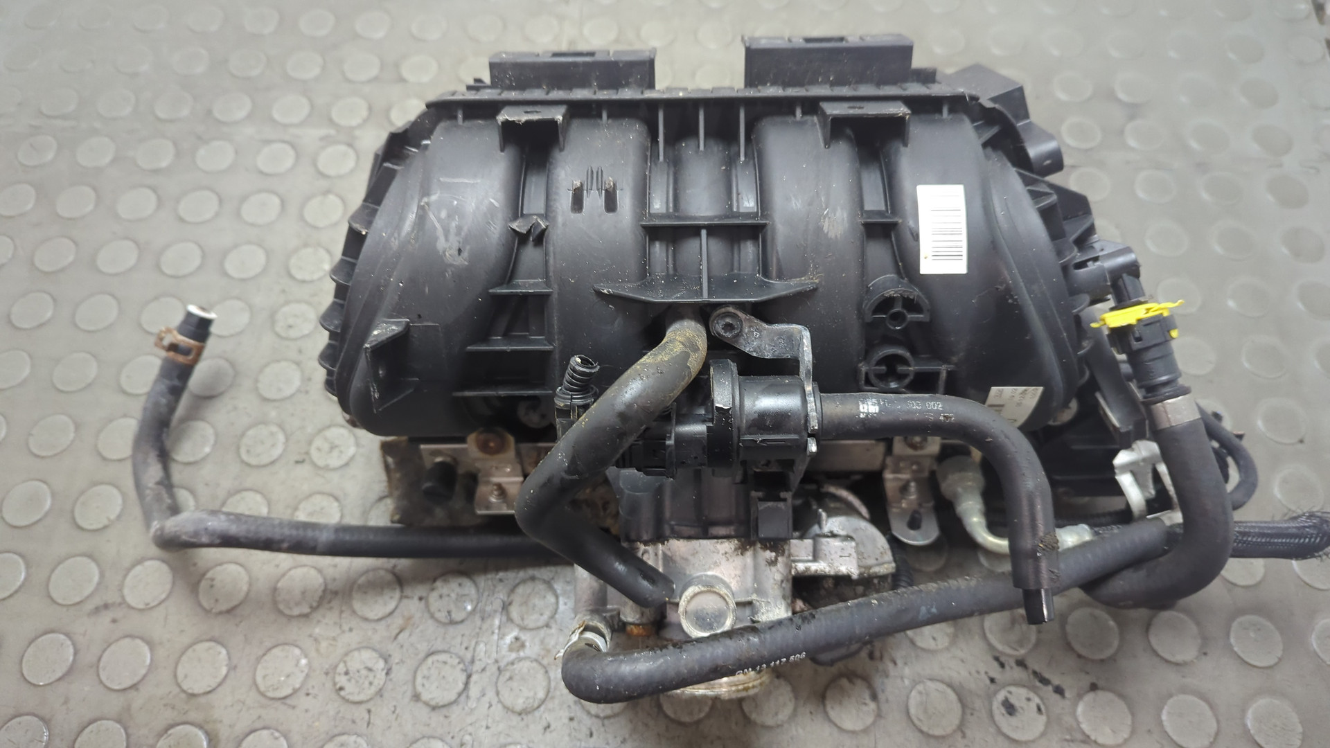 Коллектор впускной