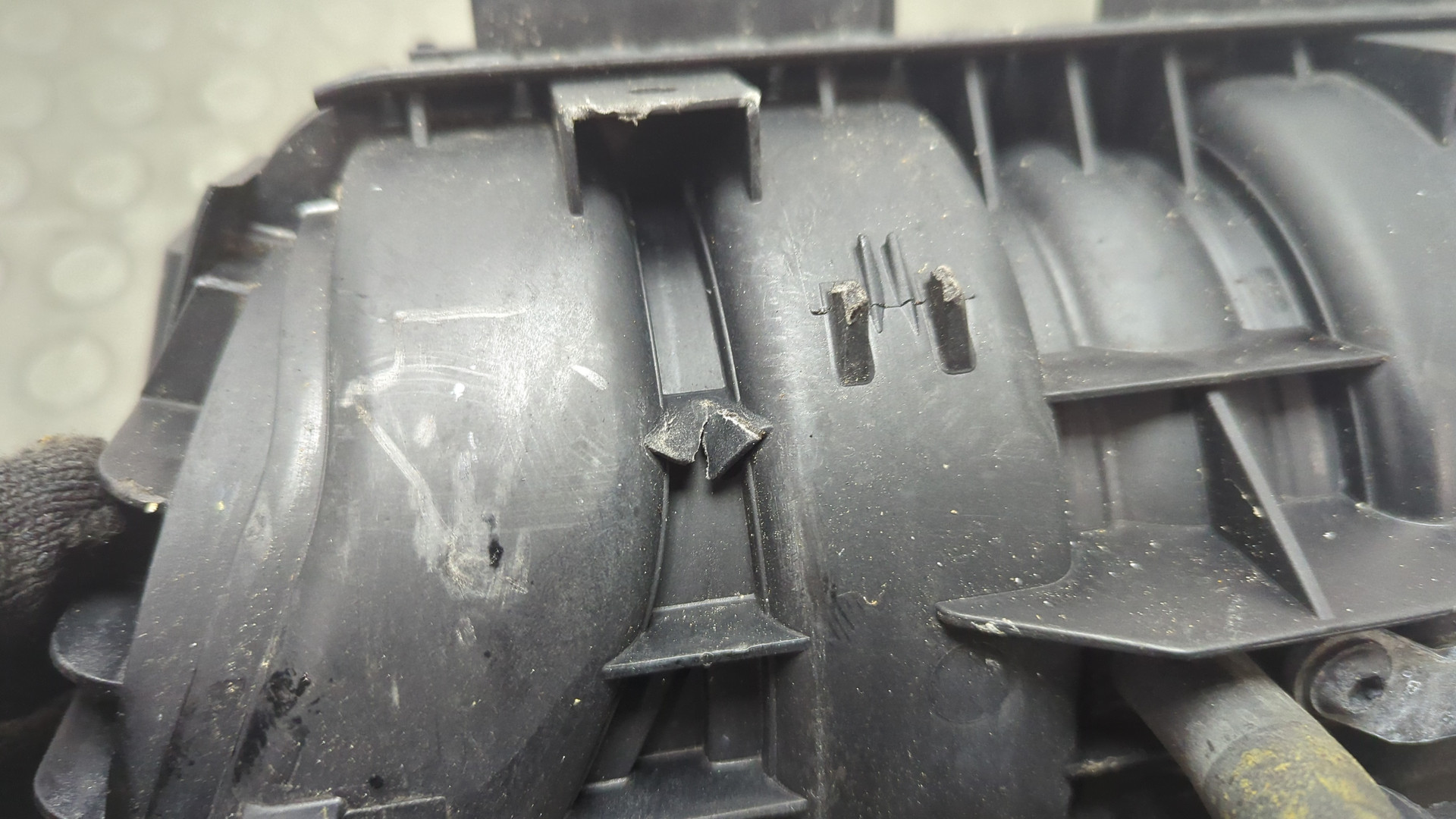 Коллектор впускной