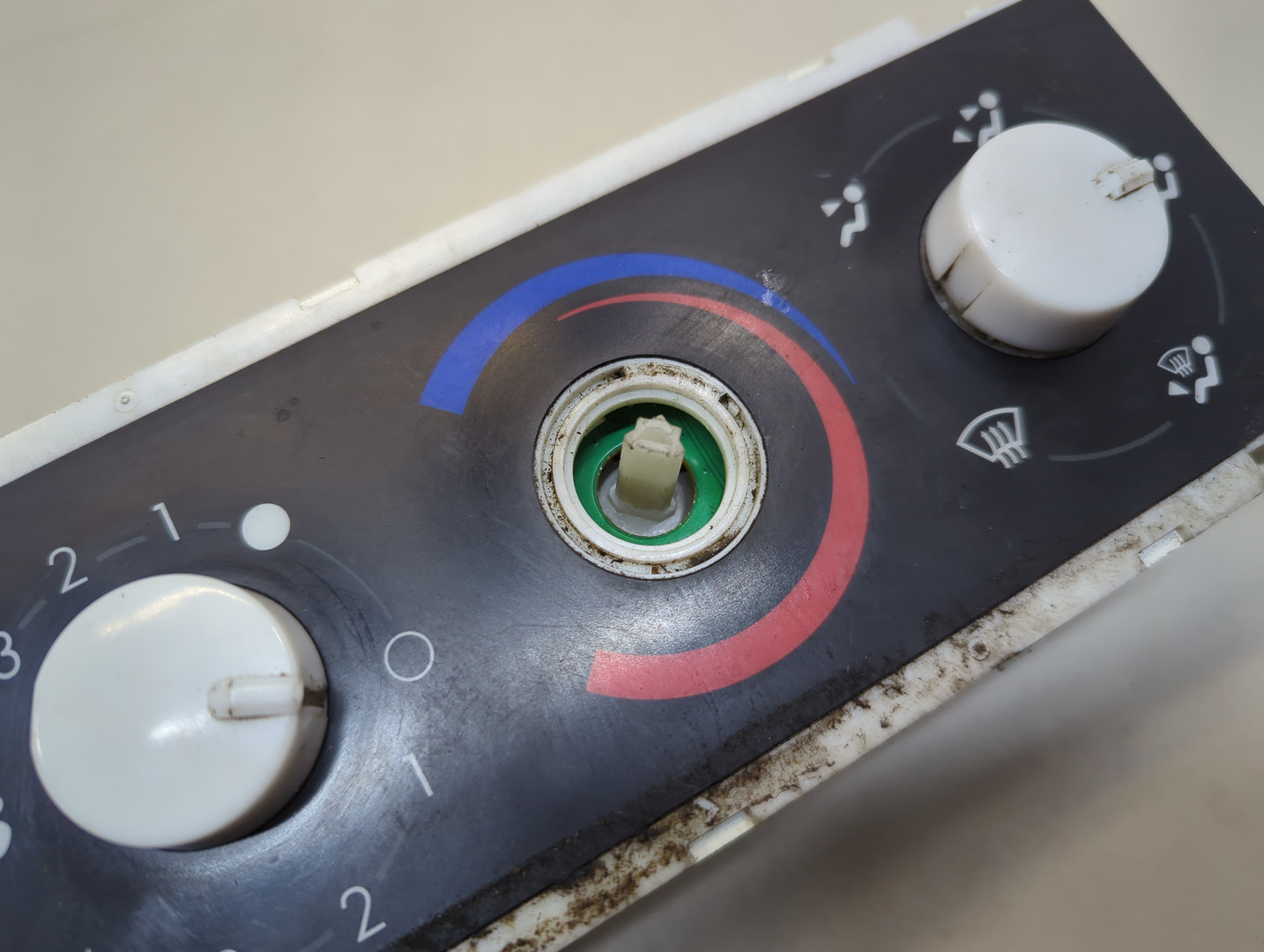 Переключатель отопителя