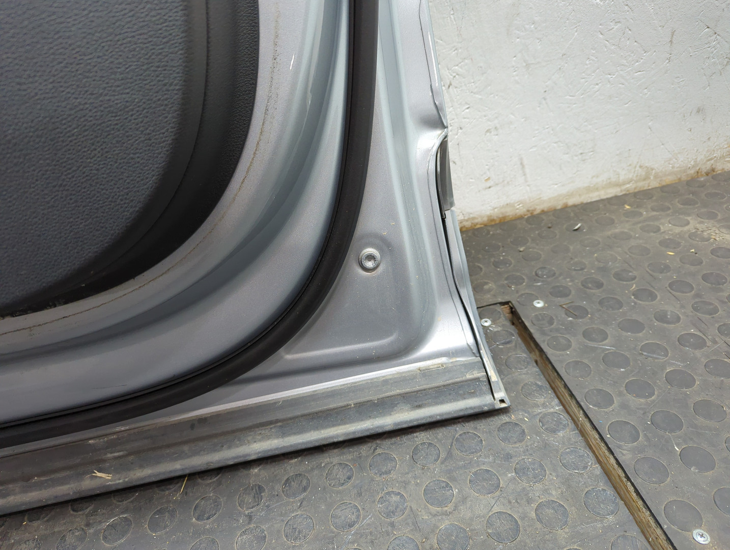 Дверь передняя правая