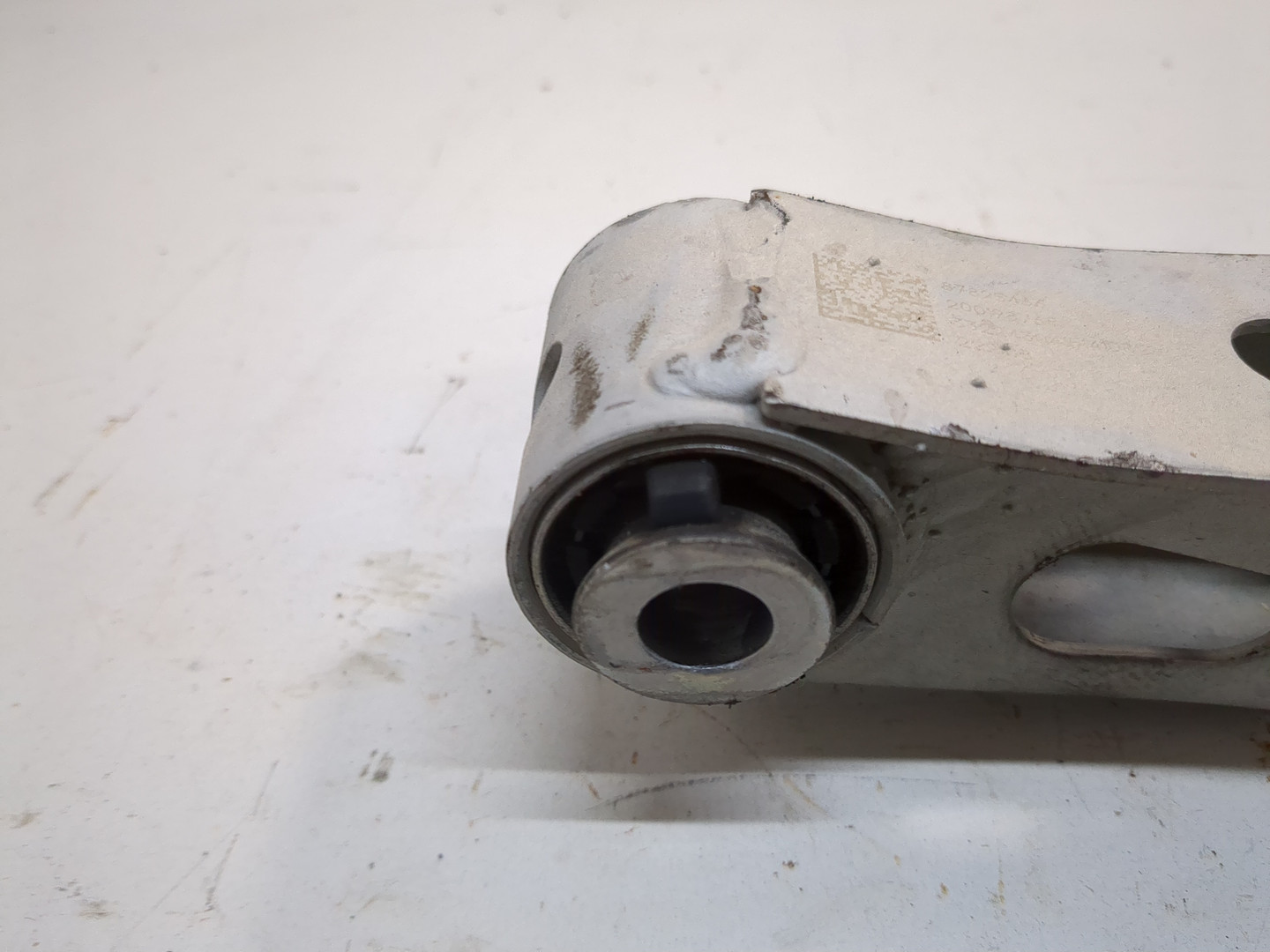 Рычаг задний