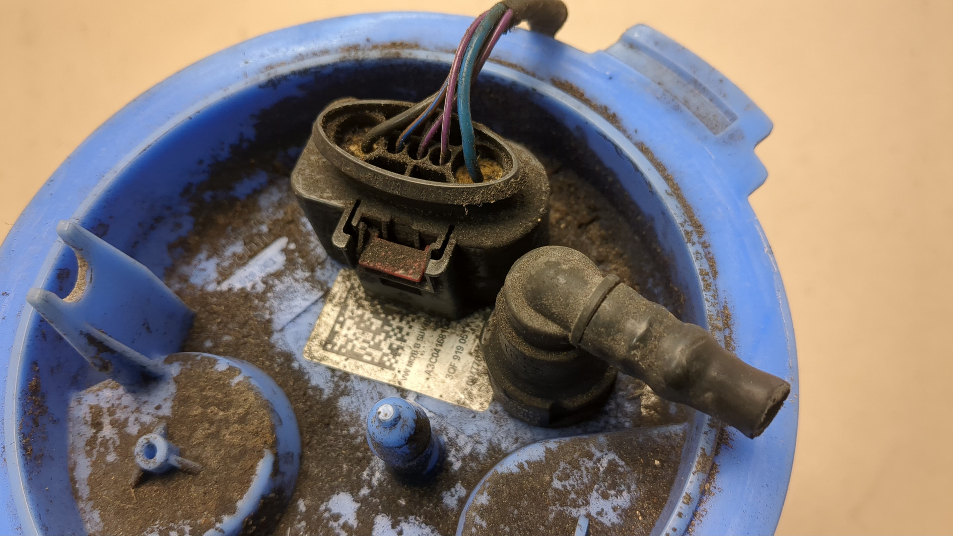 Насос топливный электрический