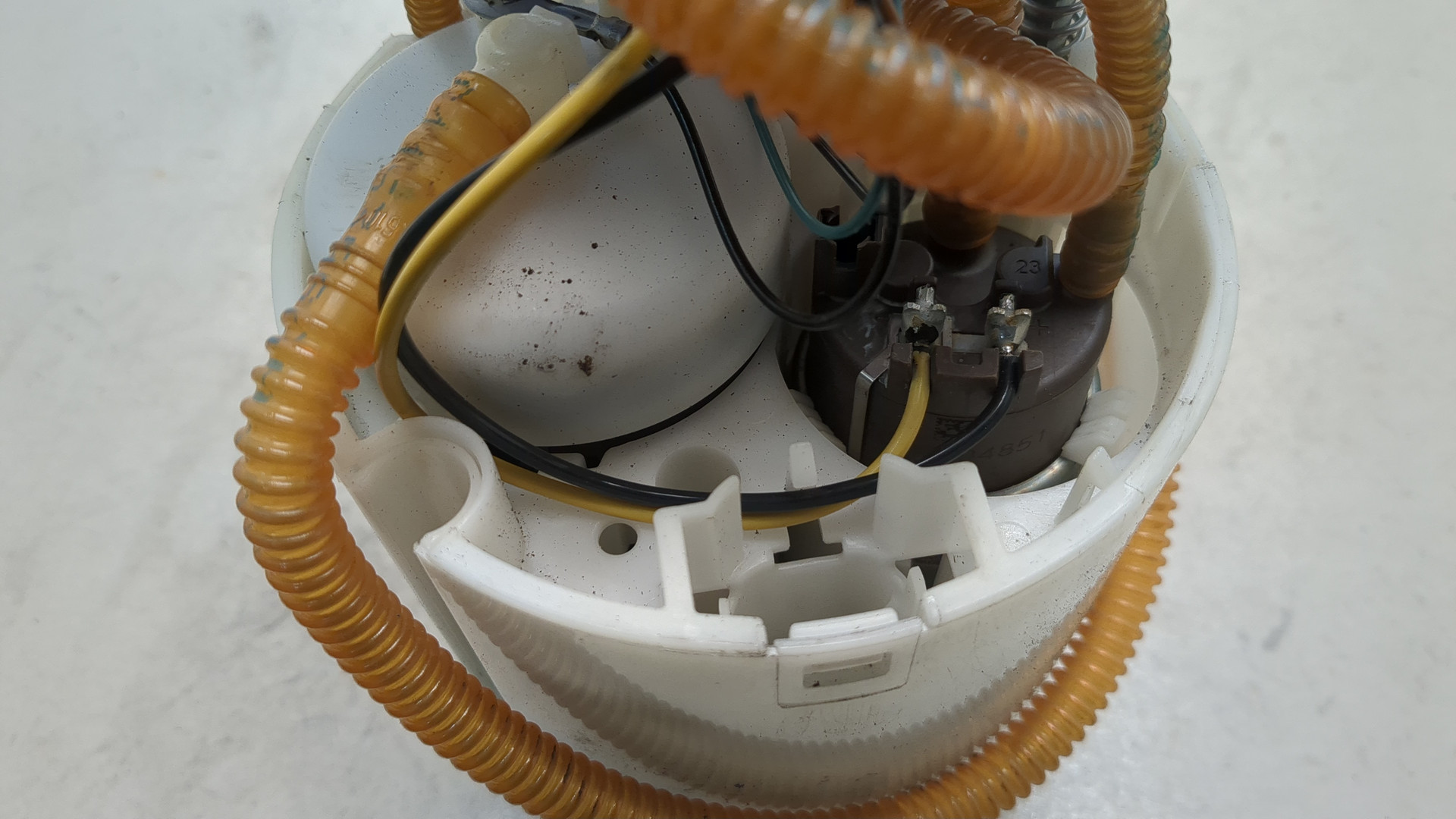 Насос топливный электрический