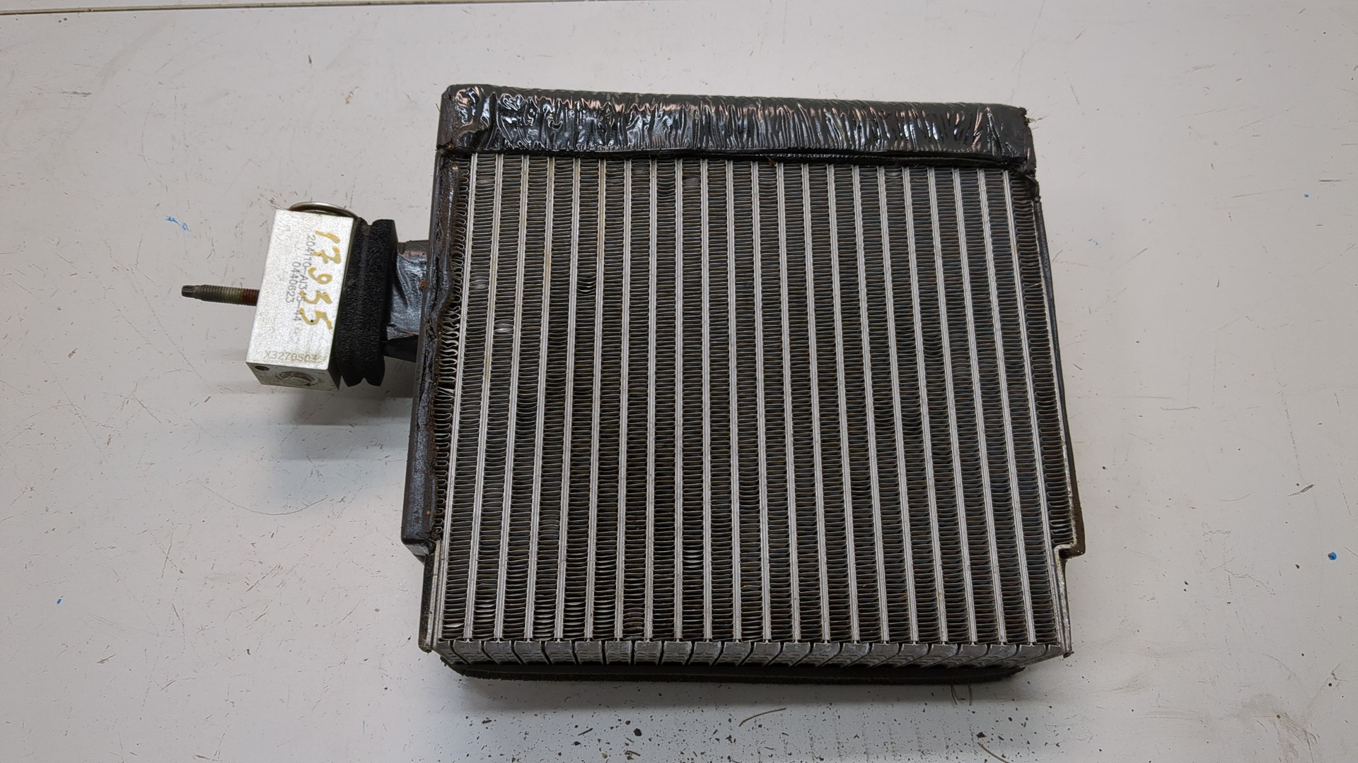 Радиатор кондиционера / конденсер