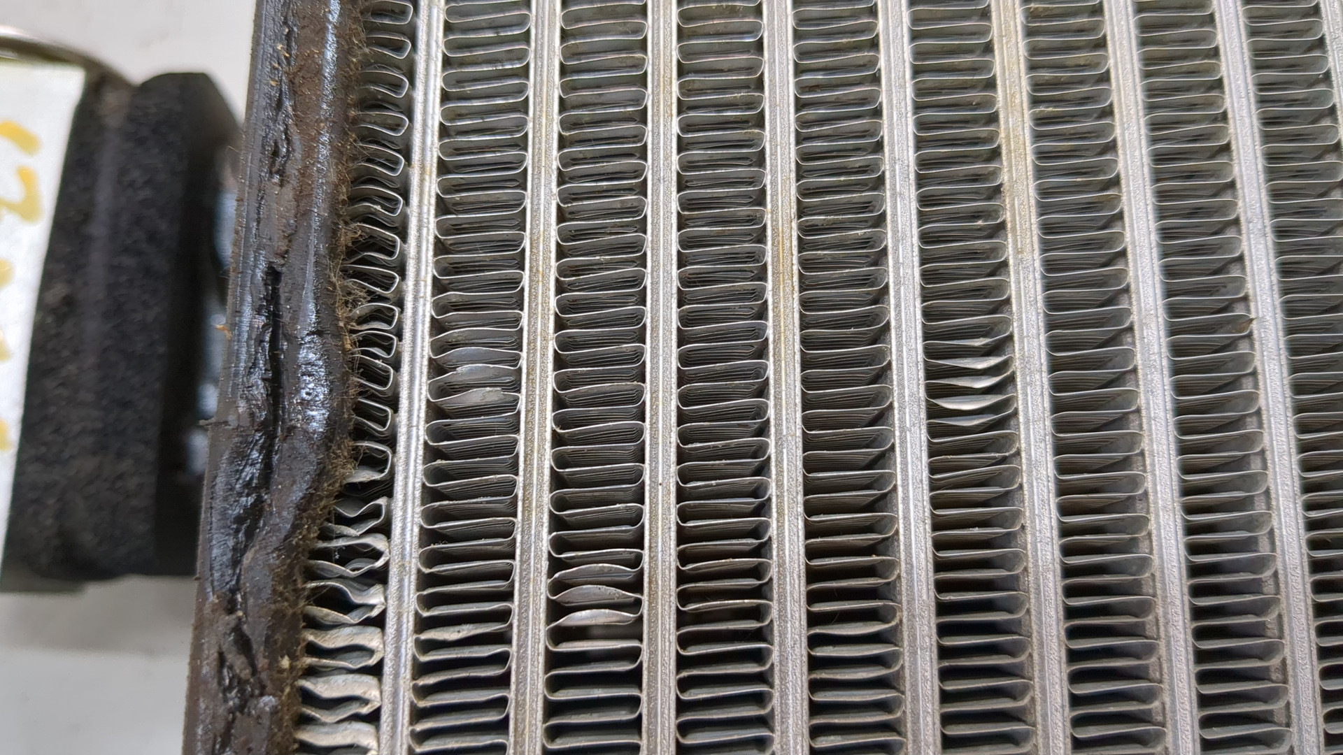 Радиатор кондиционера / конденсер