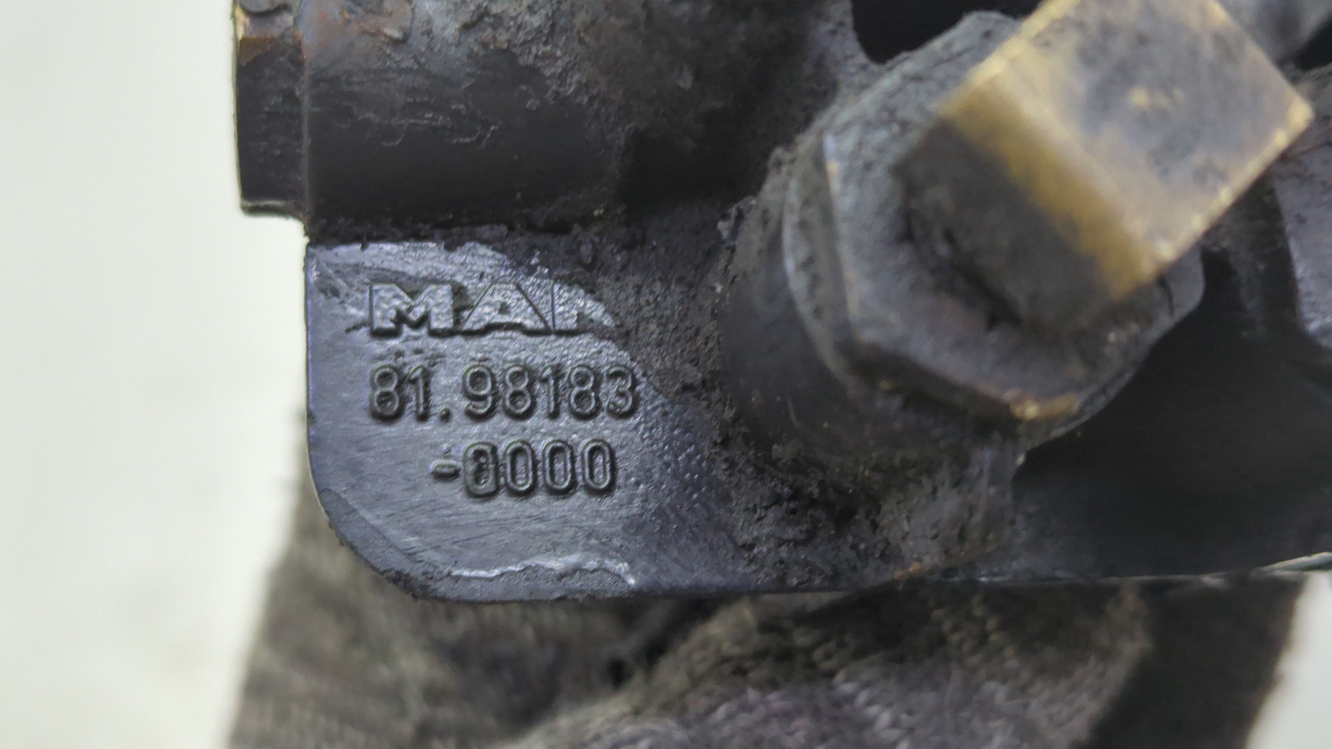 Распределитель тормозных сил