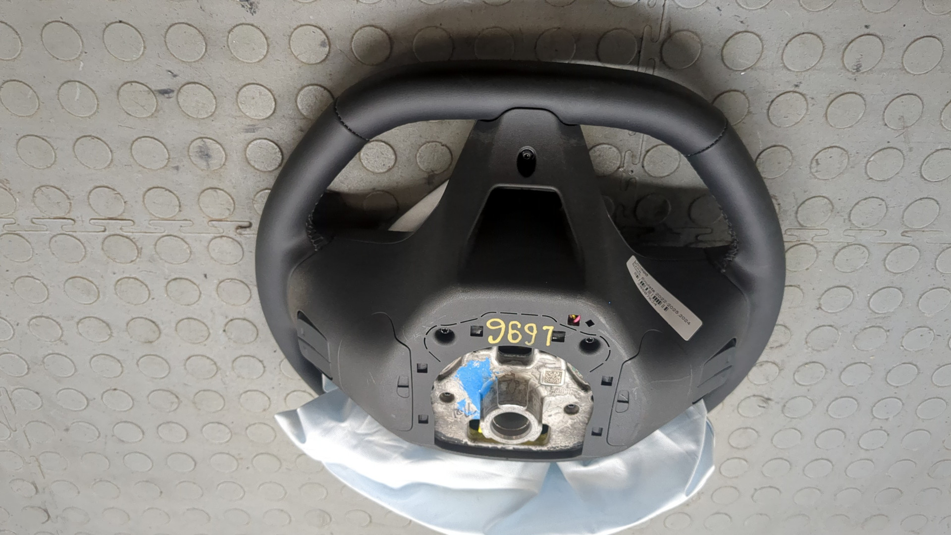 Рулевое колесо (руль)