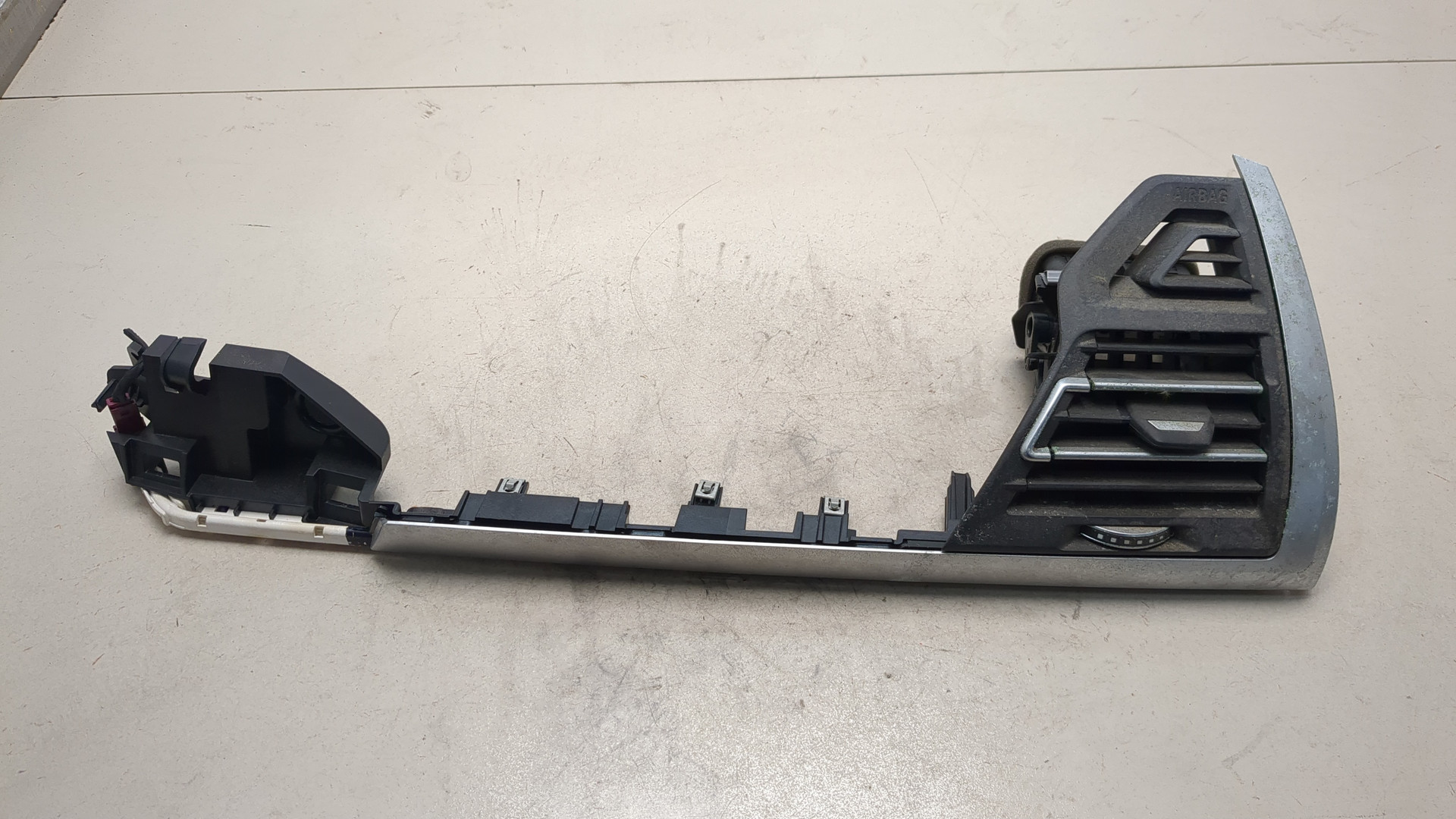 Дефлектор воздушный