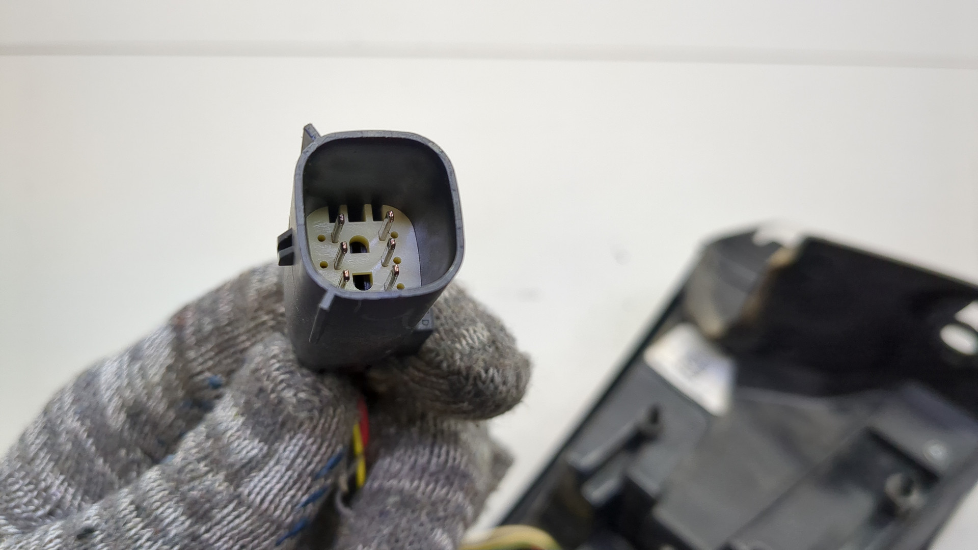 Фонарь задний правый