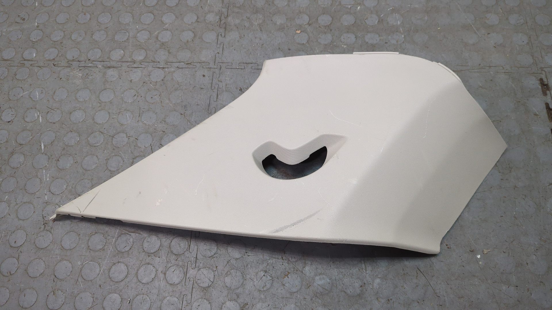 Обшивка стойки