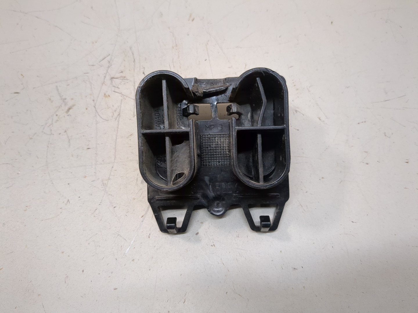 Кронштейн усилителя переднего бампера