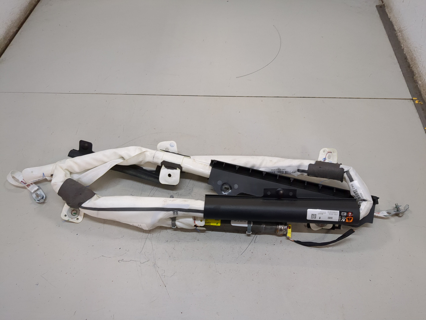 Подушка безопасности боковая (шторка)