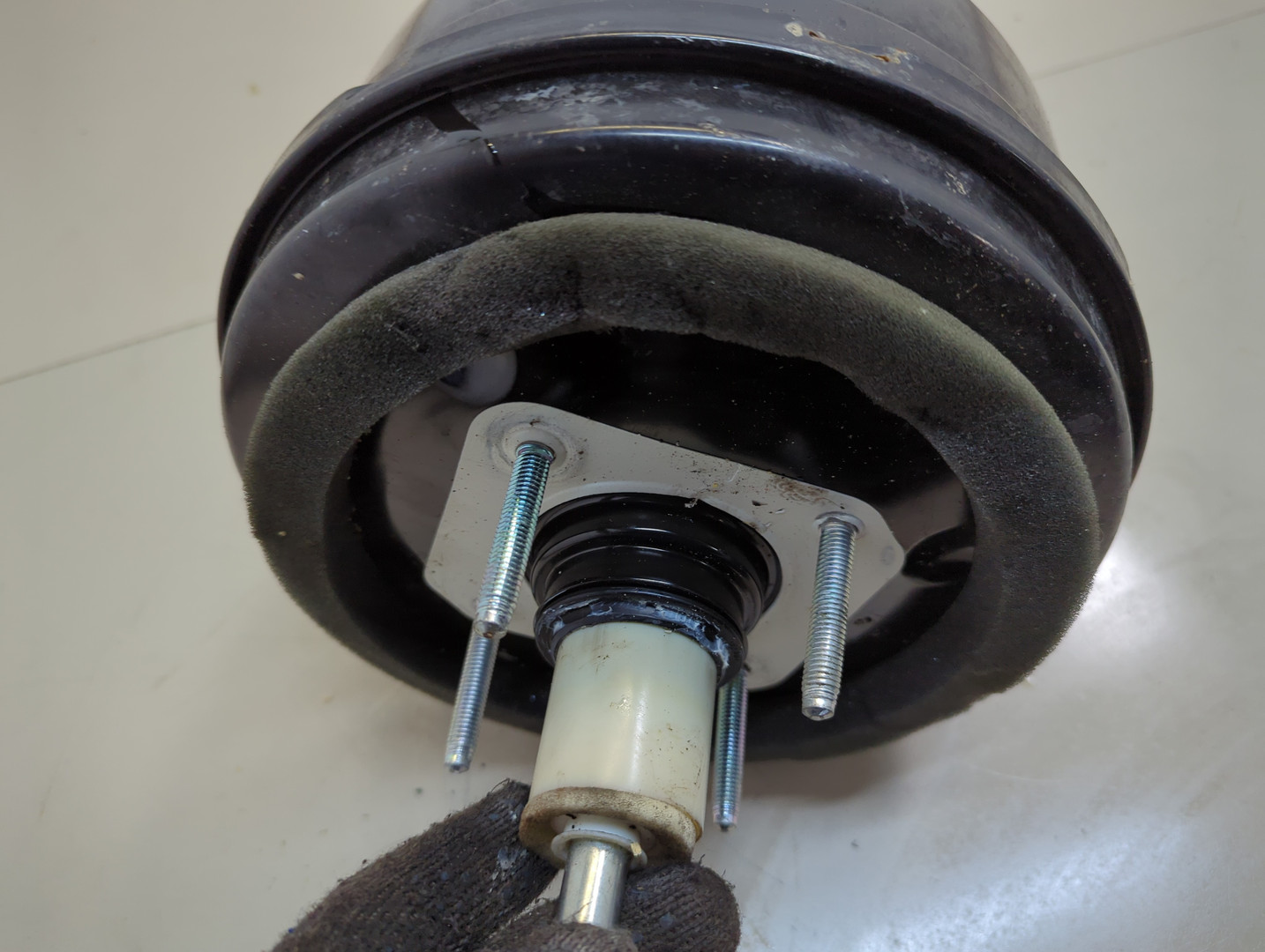 Усилитель тормозов вакуумный