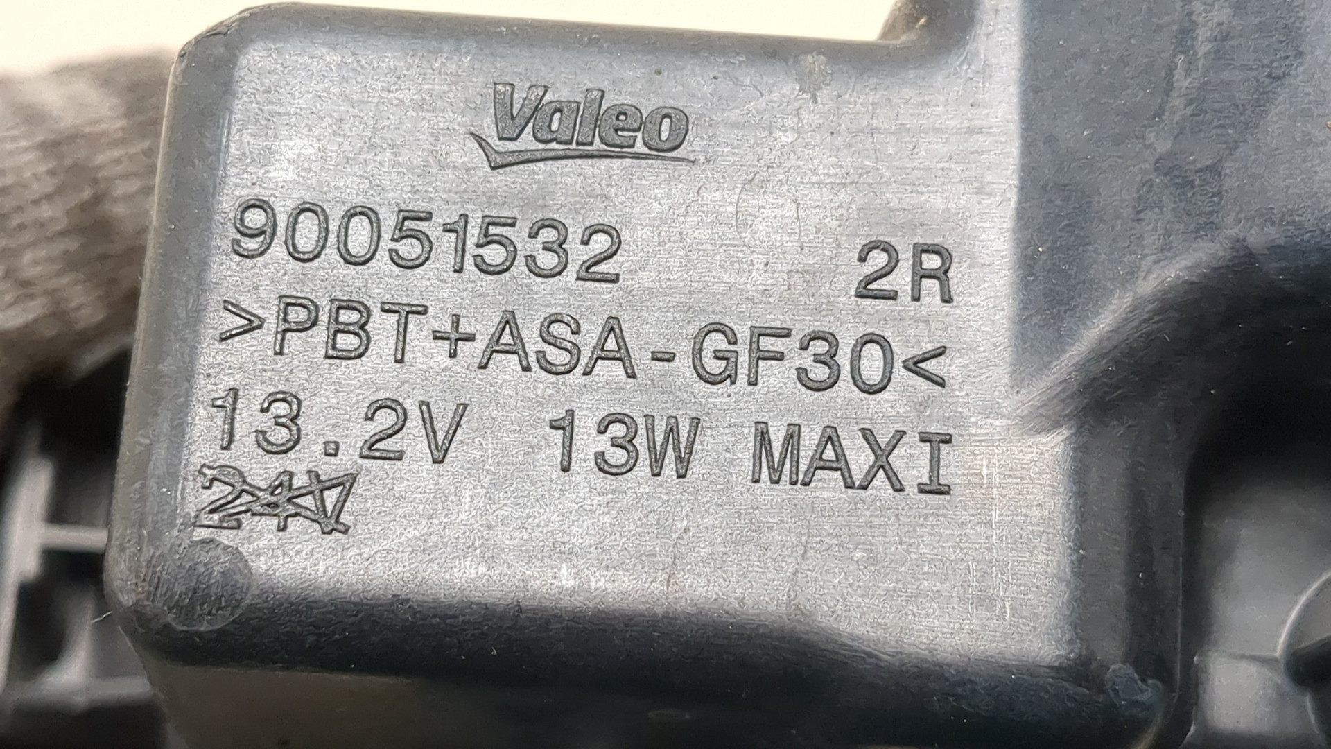 Фара противотуманная правая