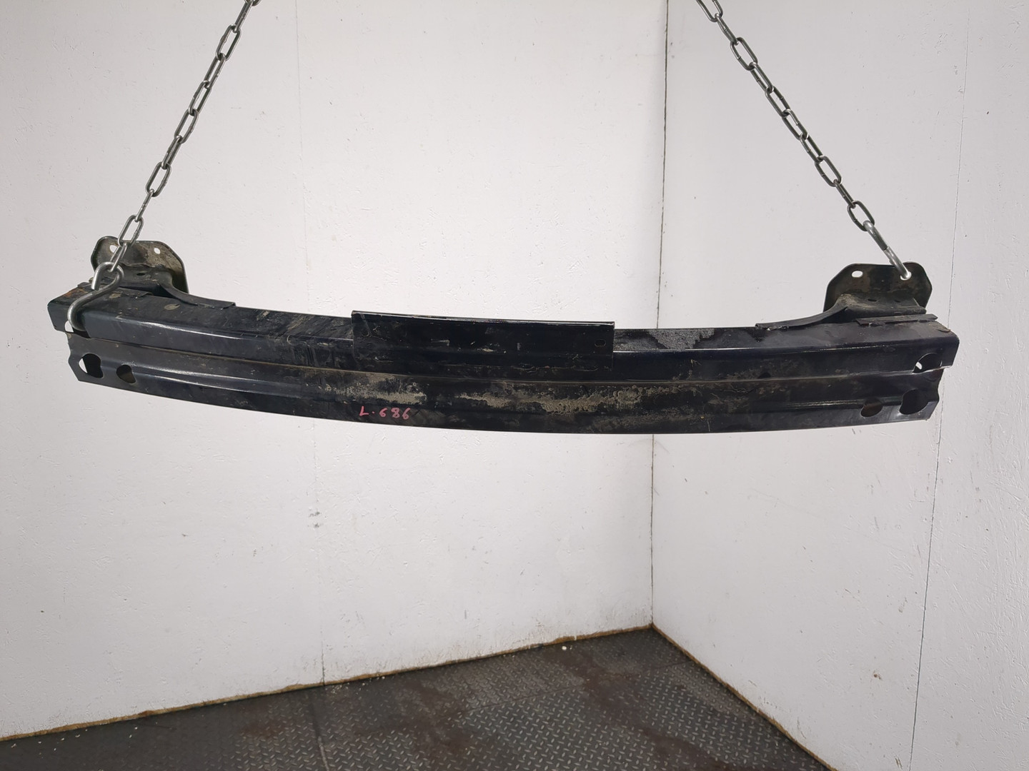 Усилитель заднего бампера