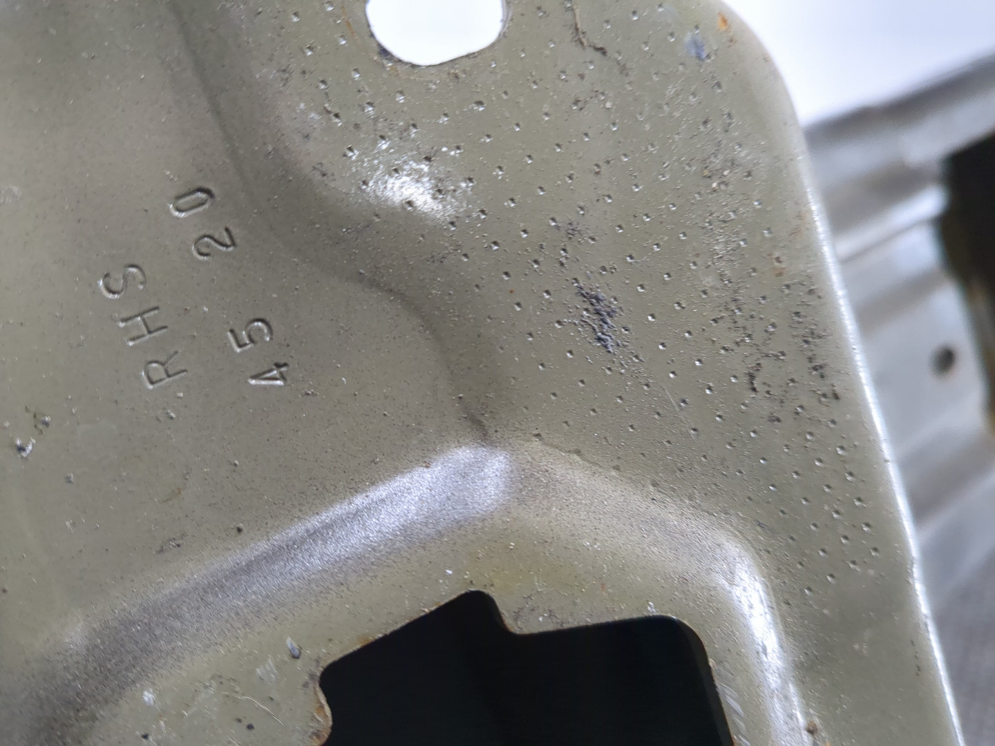 Усилитель заднего бампера