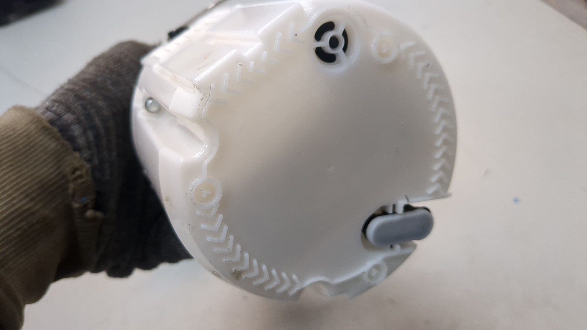 Насос топливный электрический