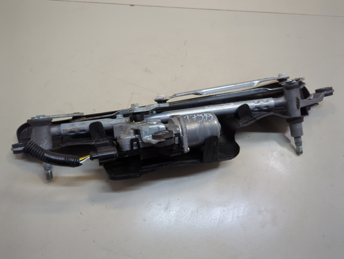 Трапеция стеклоочистителей