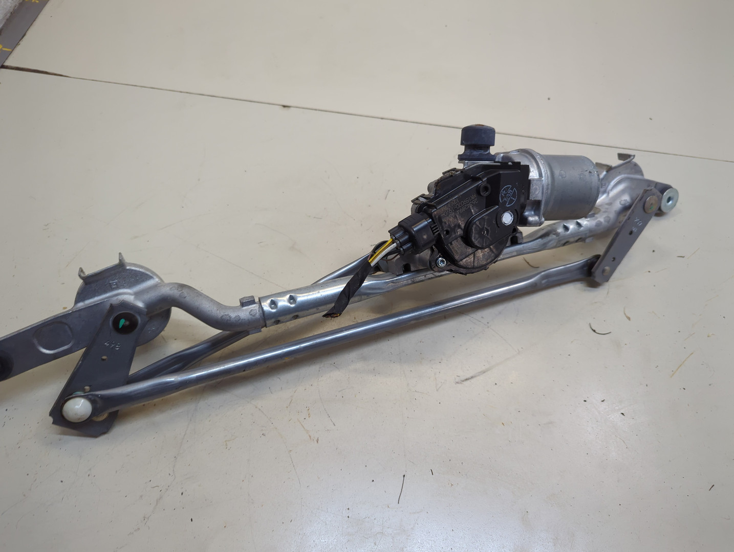 Трапеция стеклоочистителей