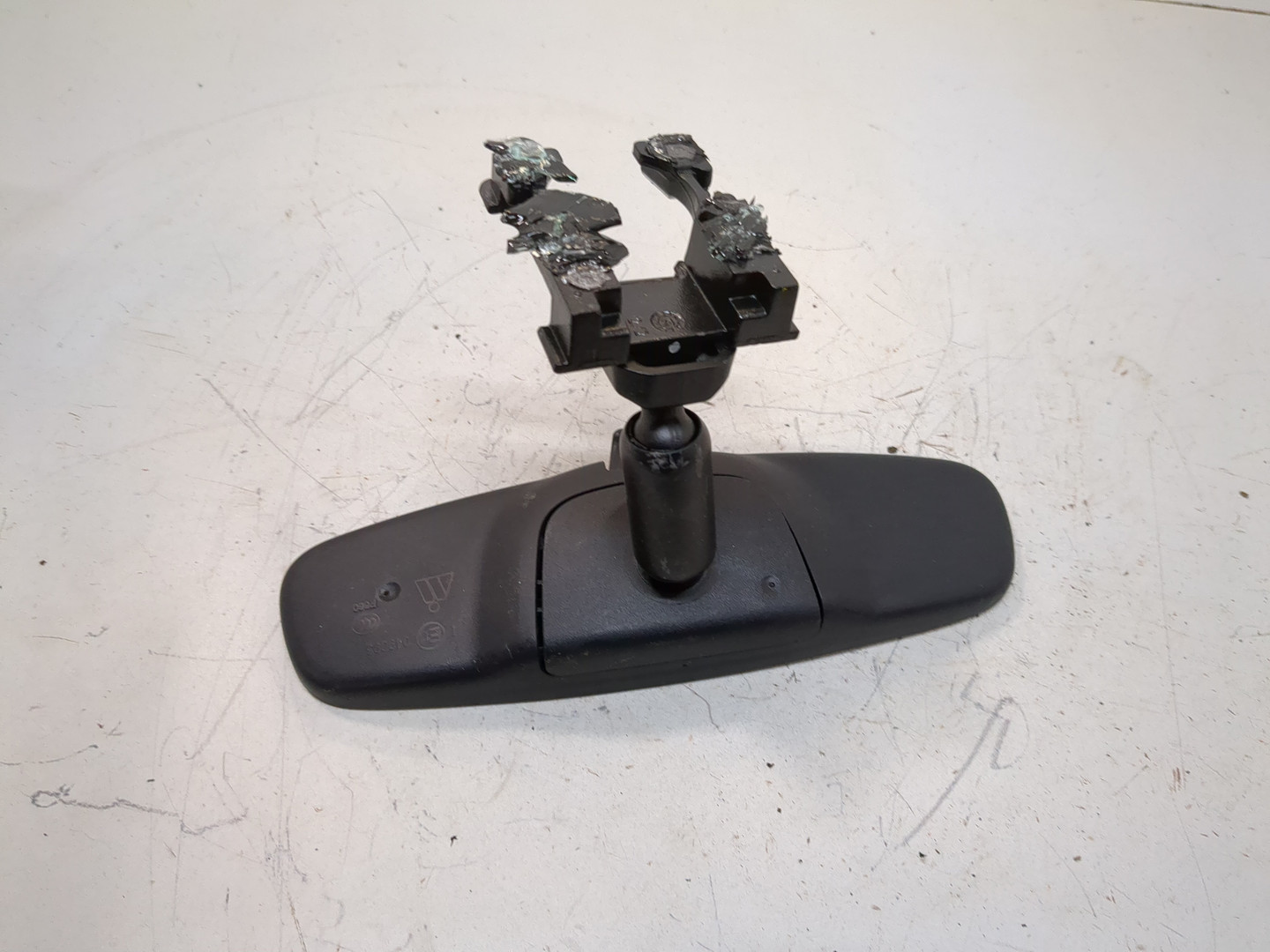 Зеркало заднего вида