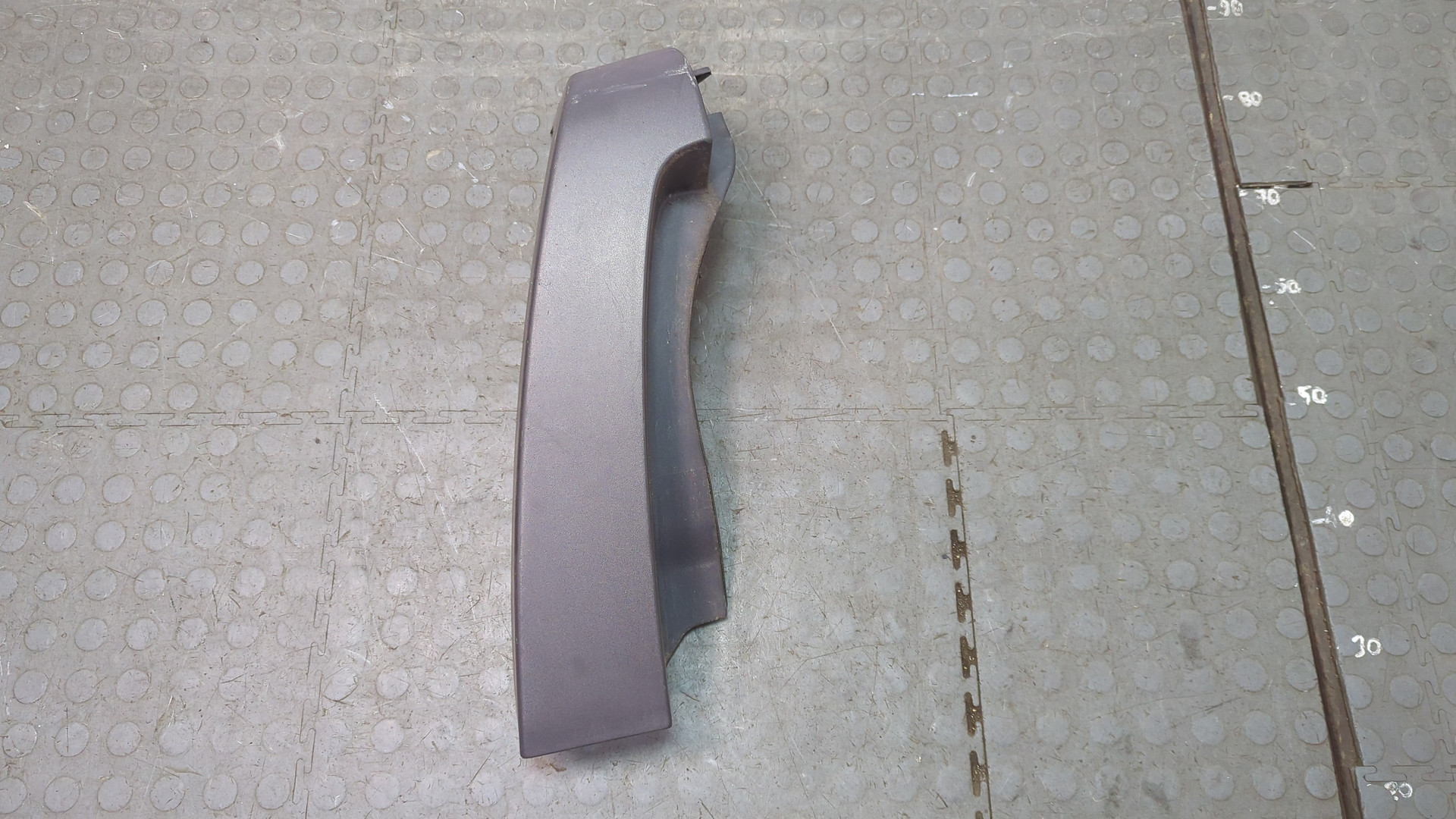 Накладка стойки