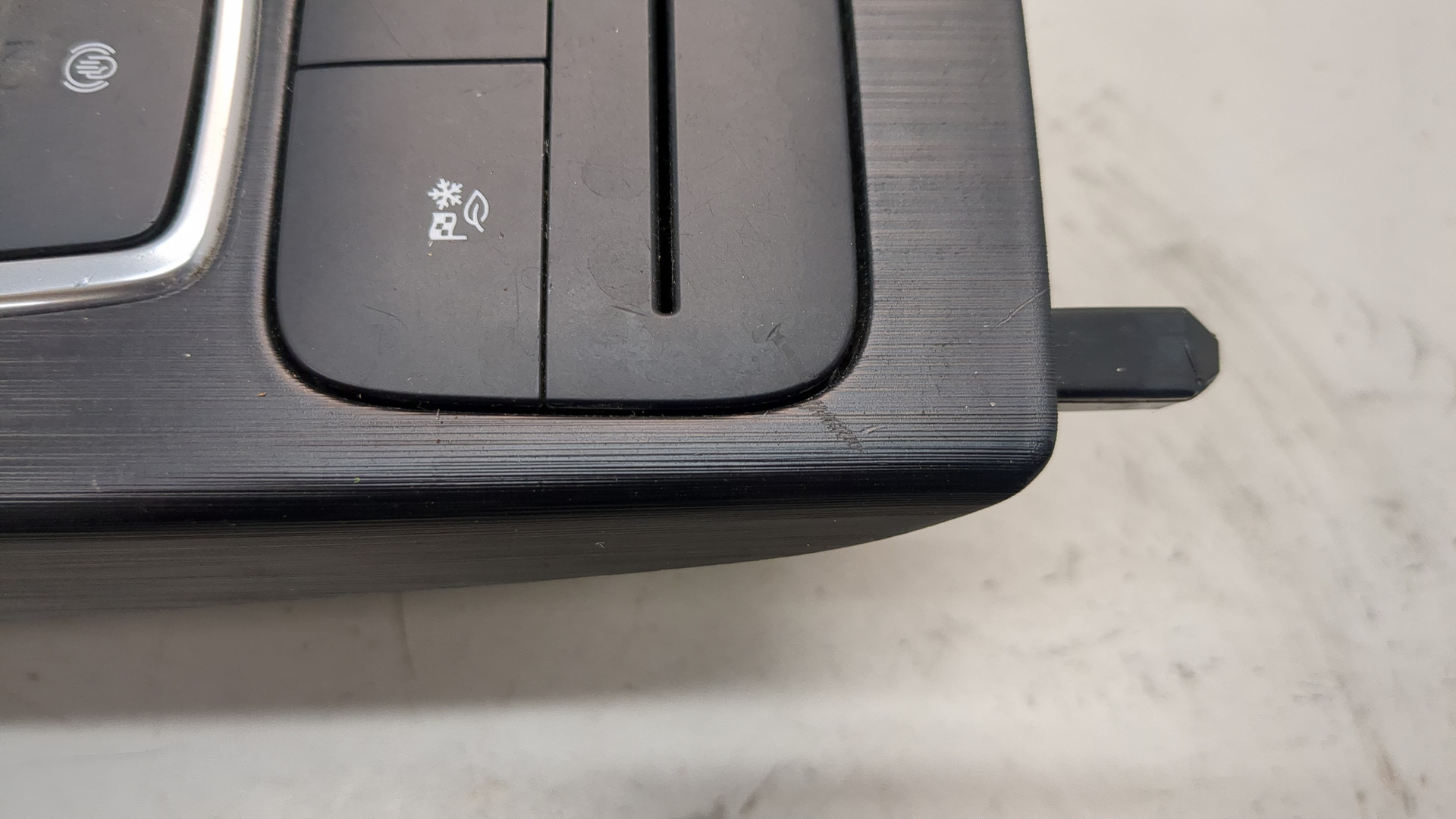 Кулиса МКПП / АКПП