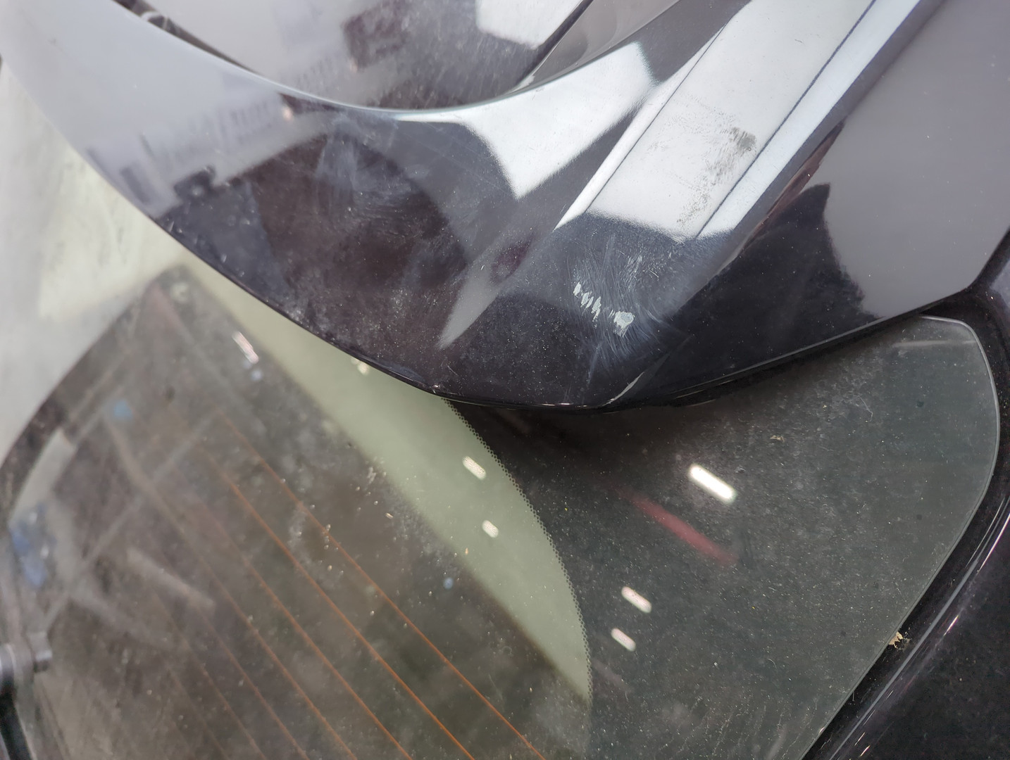 Дверь багажника