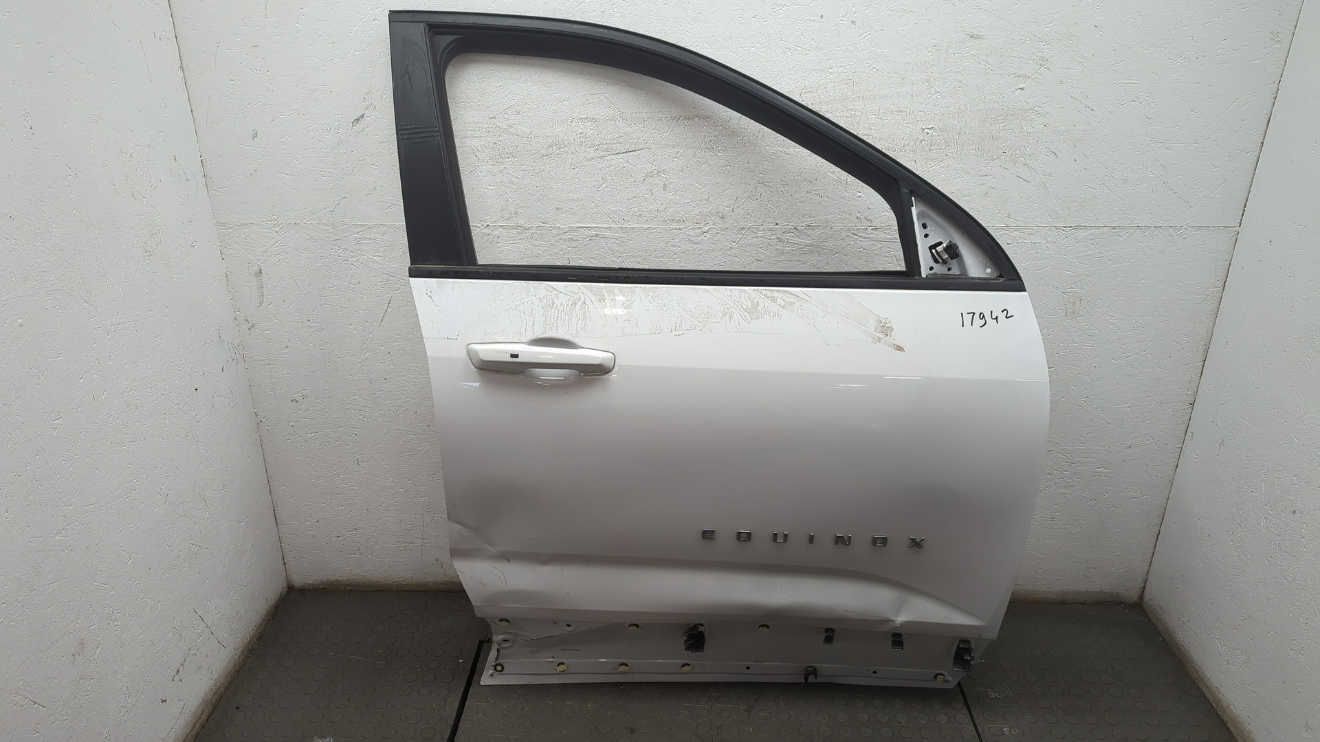 Дверь передняя правая