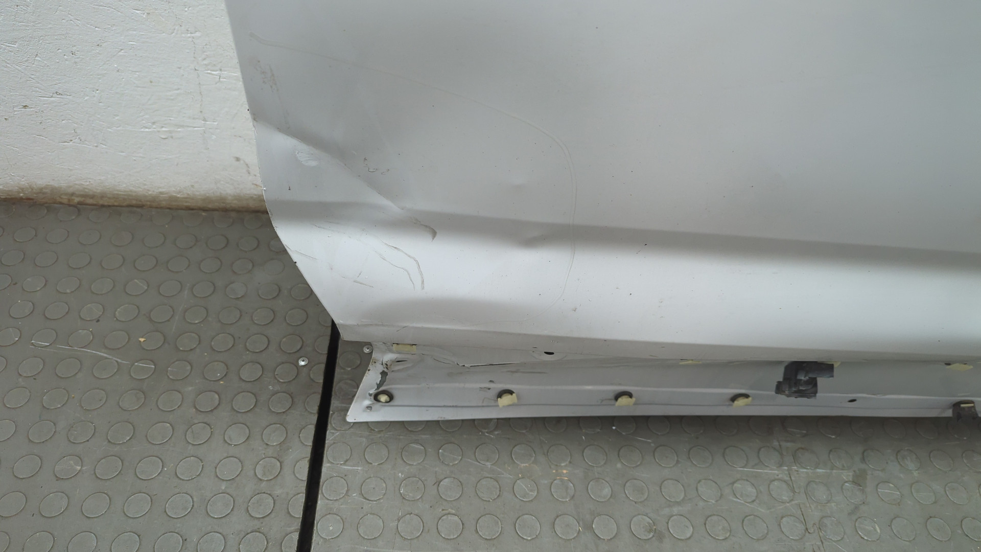 Дверь передняя правая