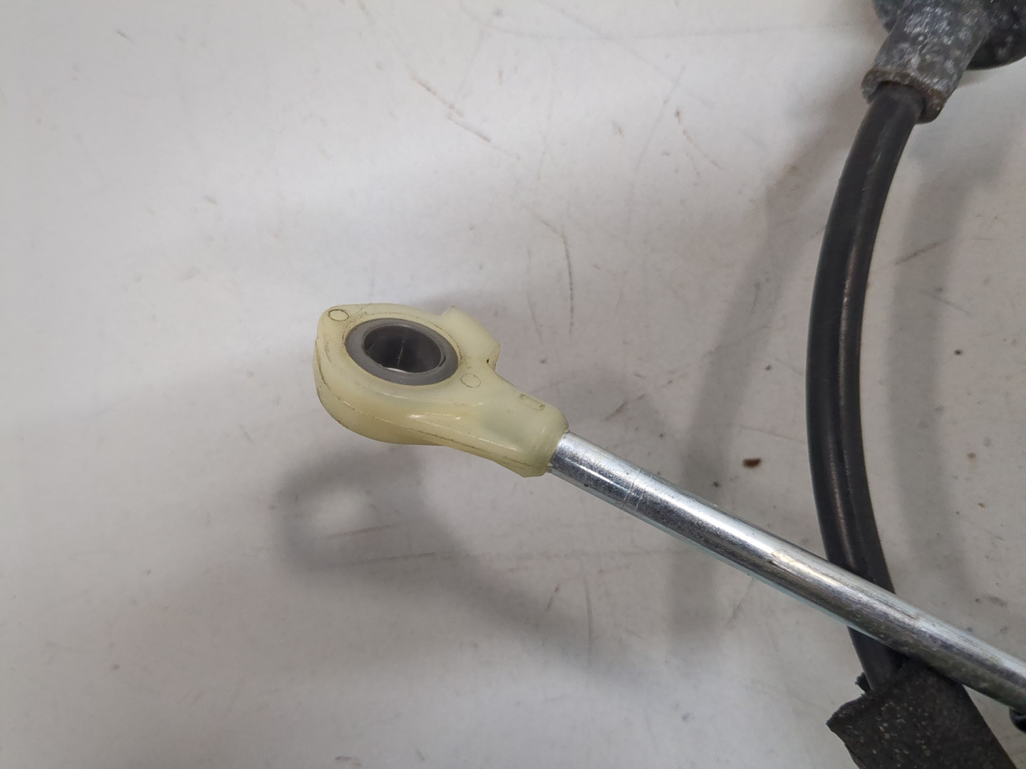 Трос КПП (выбора/переключения передач)