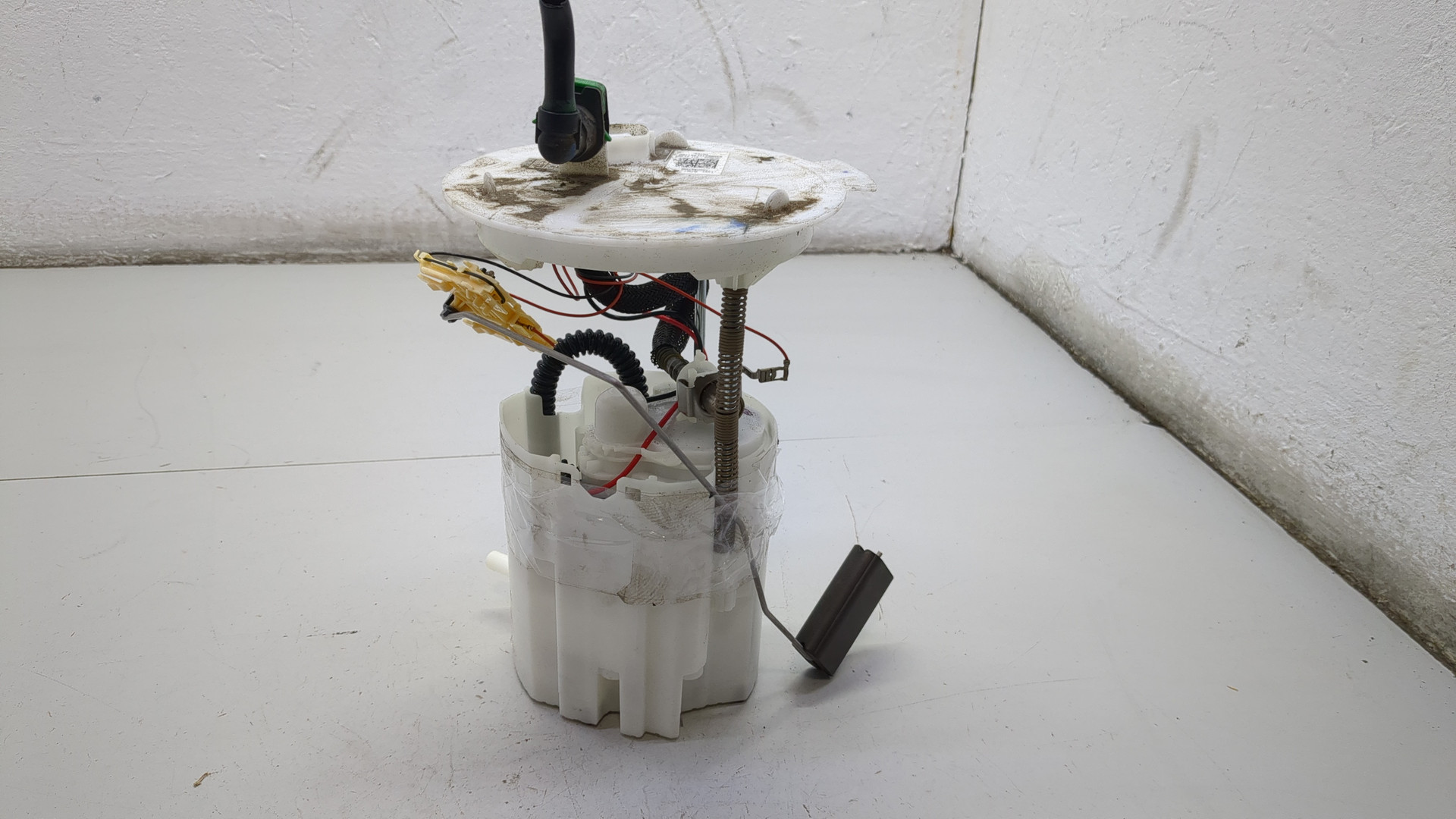 Насос топливный электрический