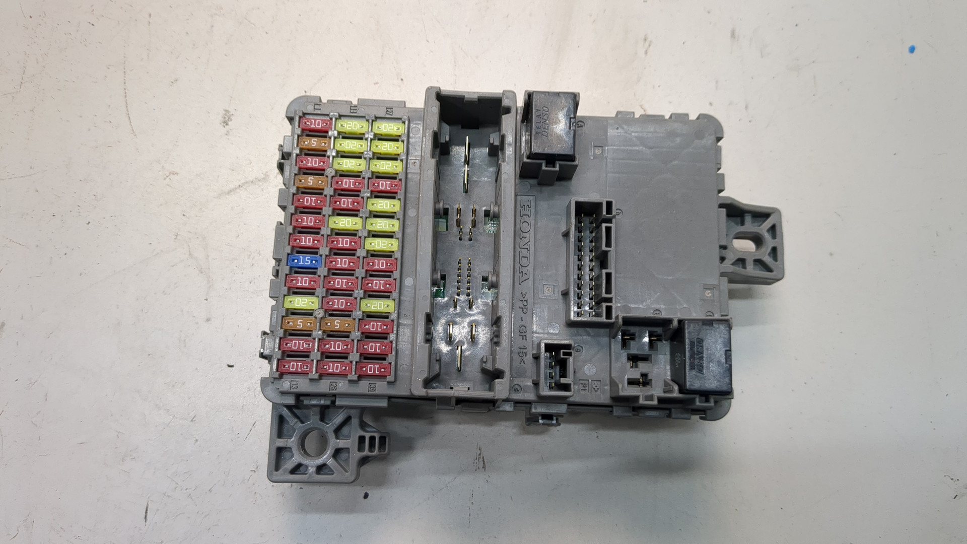 Блок предохранителей