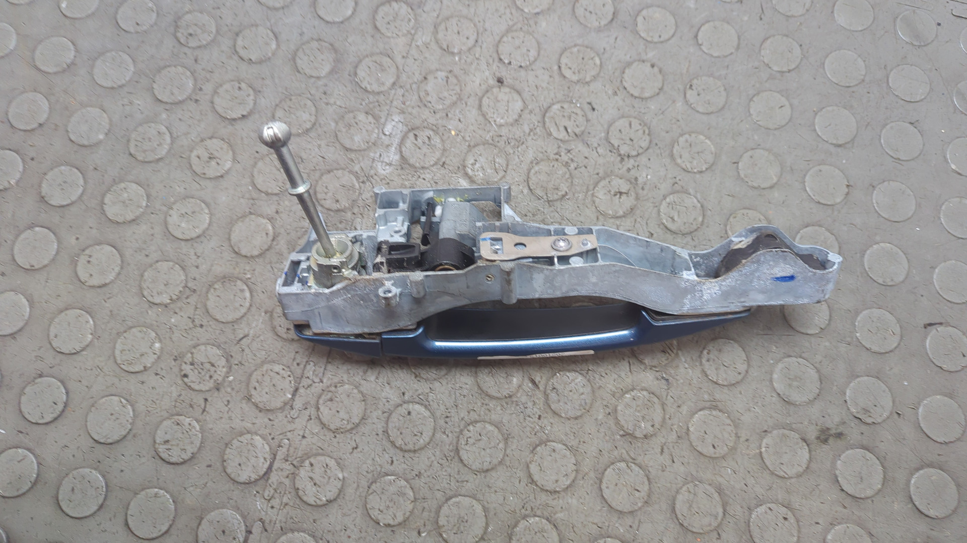 Ручка двери наружная