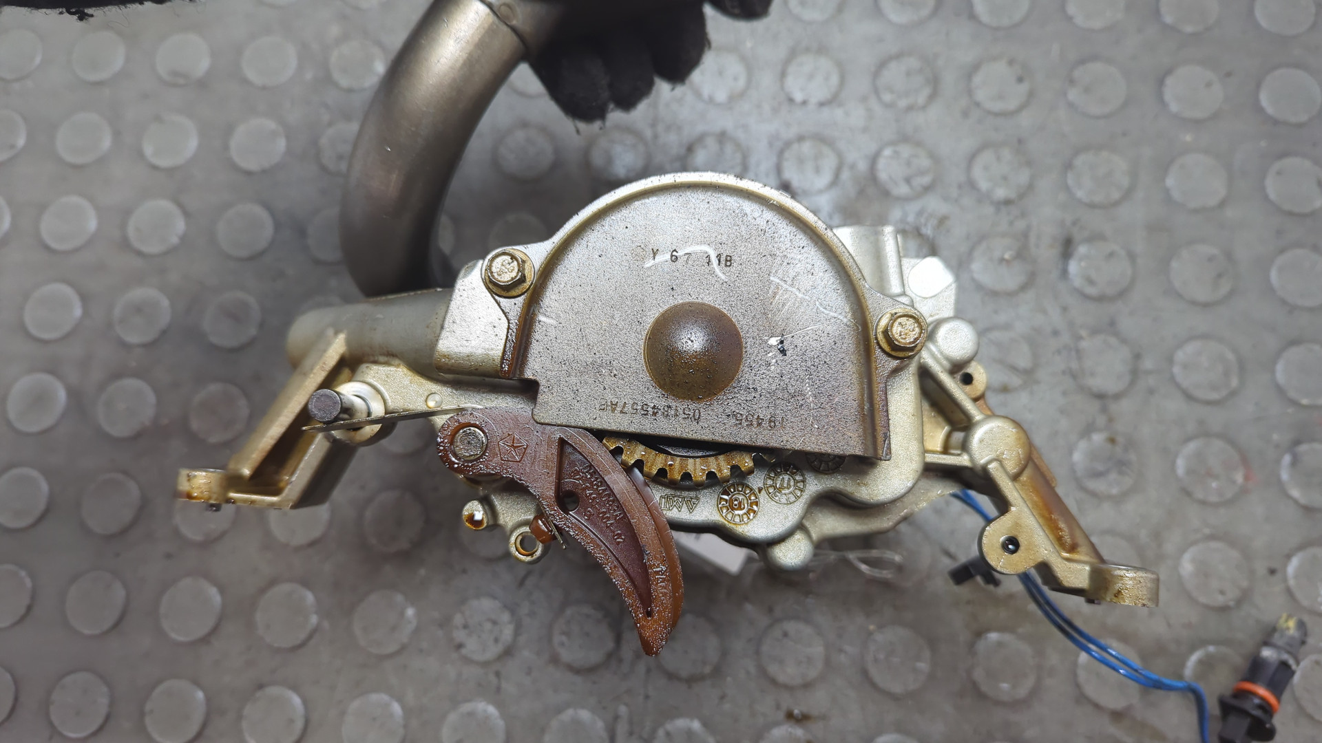 Насос масляный